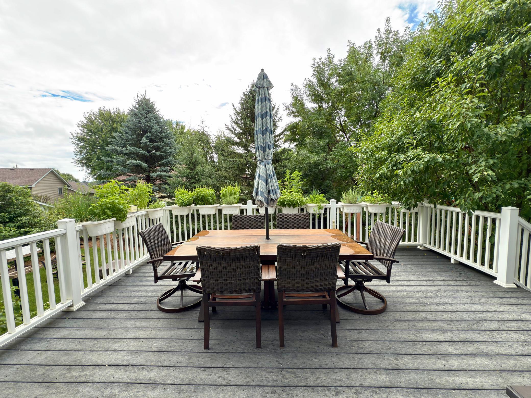800 East Ridge Drive
