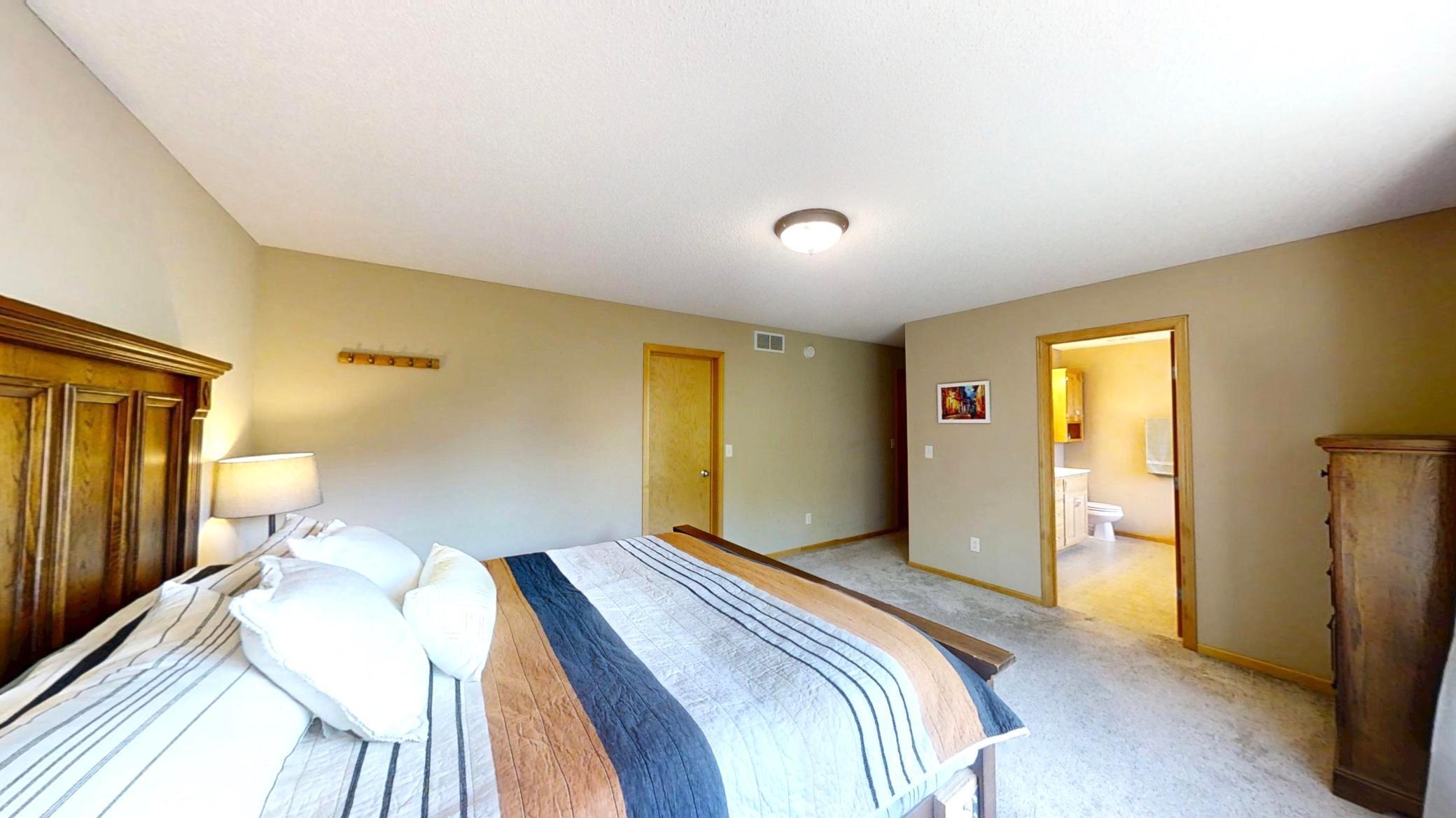 800 East Ridge Drive