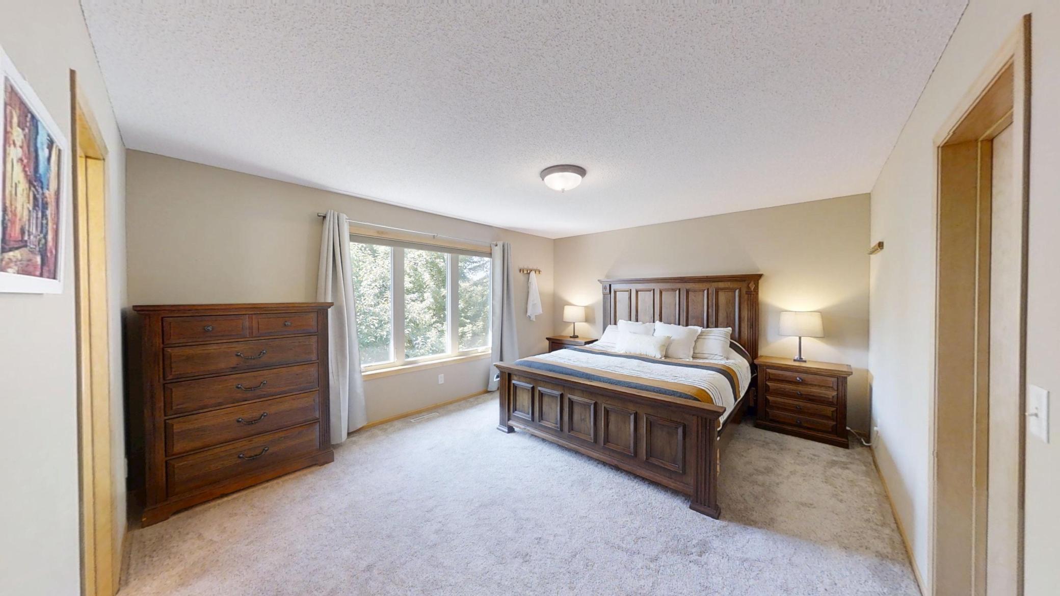 800 East Ridge Drive