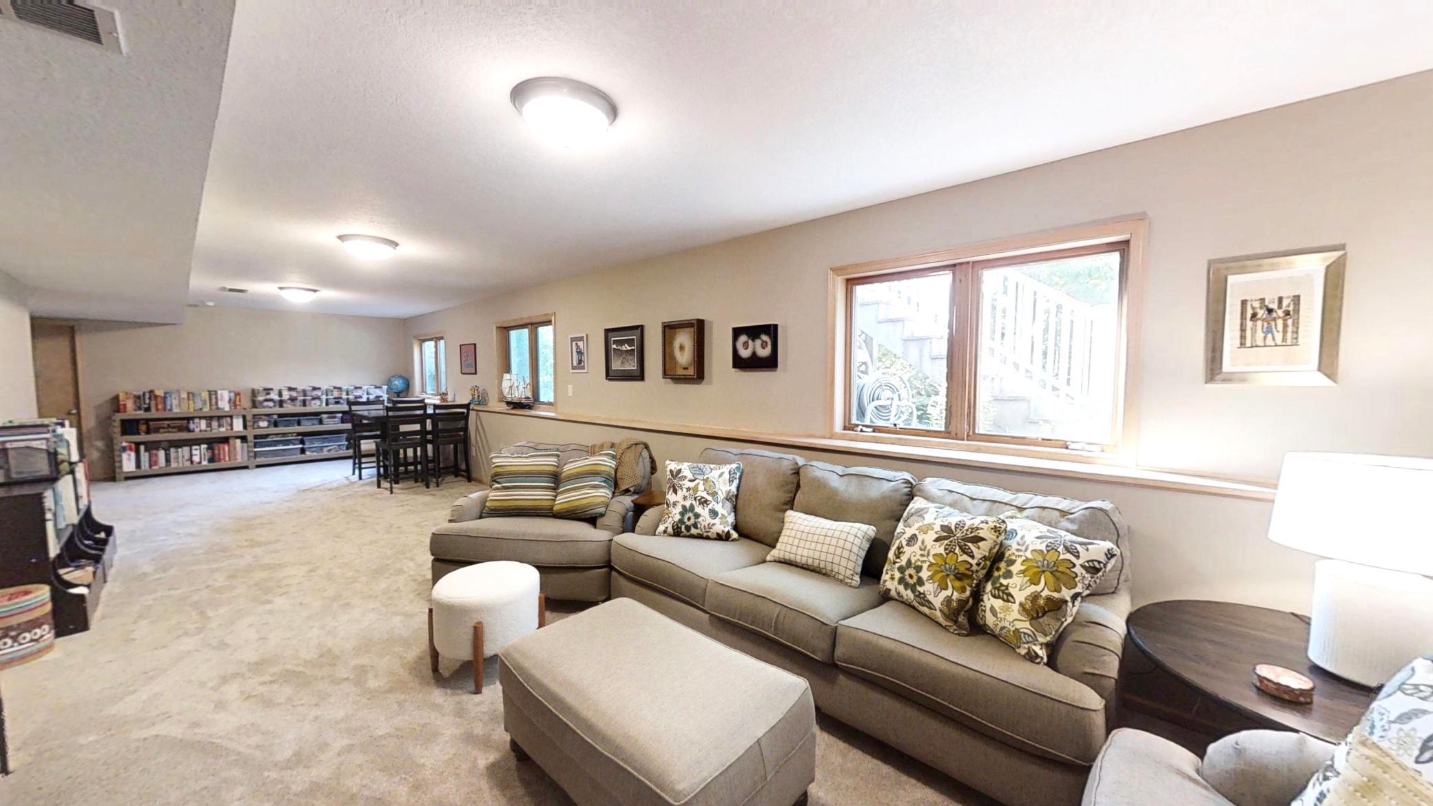 800 East Ridge Drive