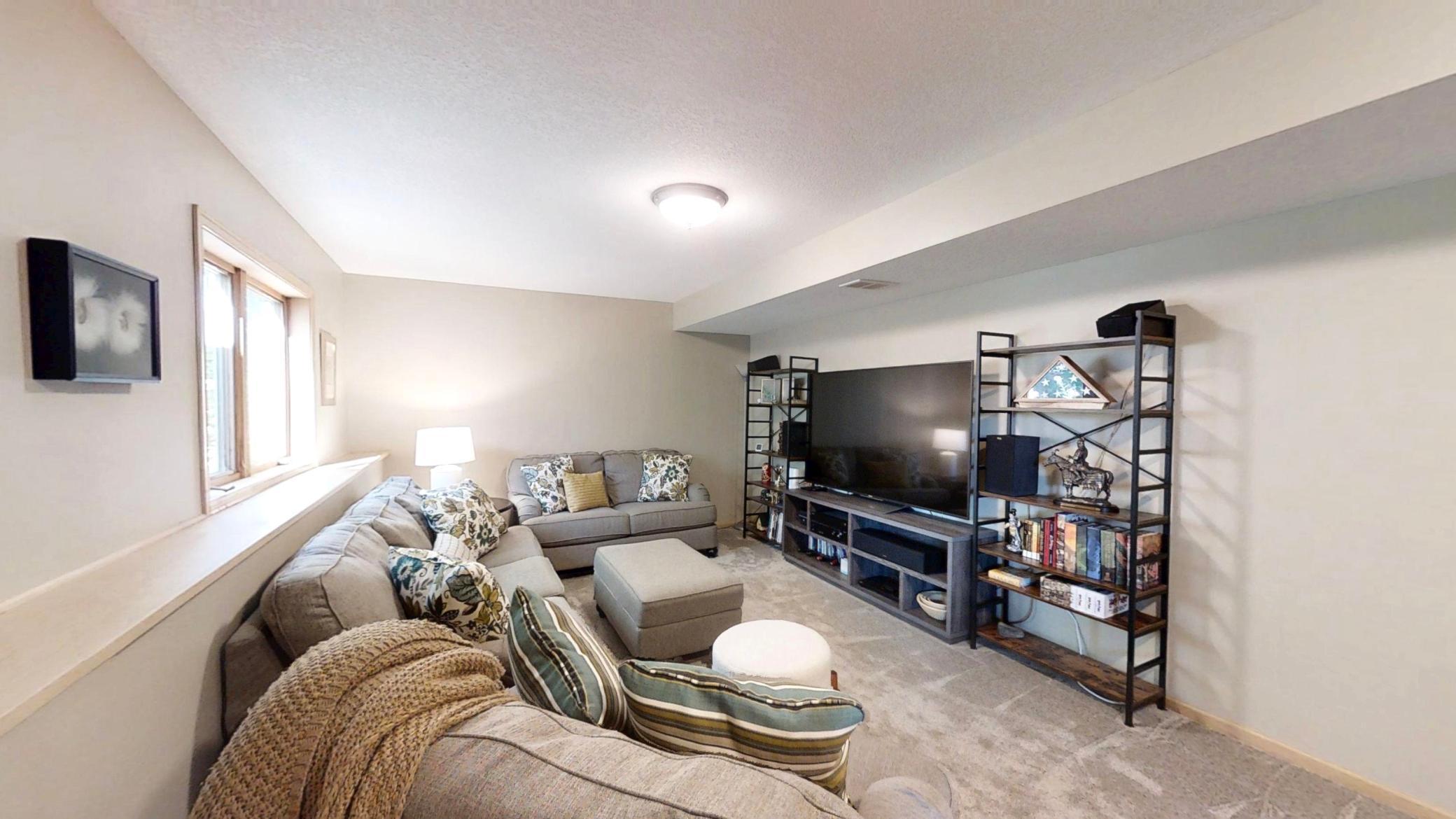 800 East Ridge Drive