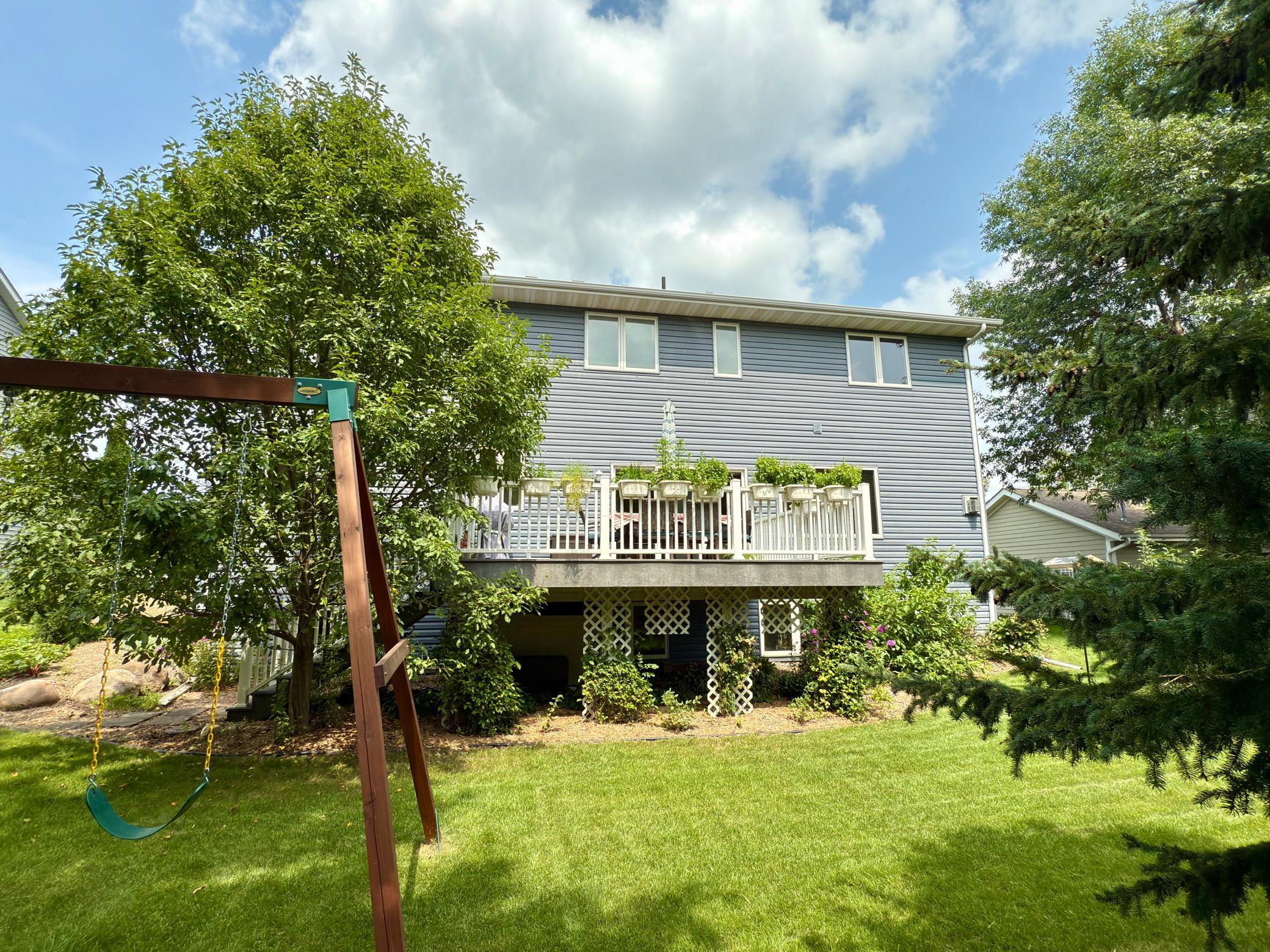800 East Ridge Drive