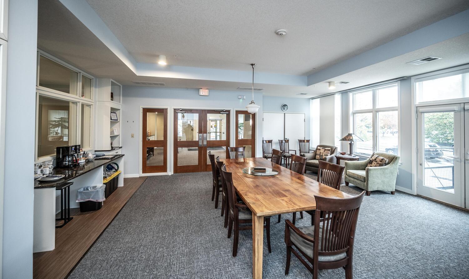 301 7th Street W Unit: 2103