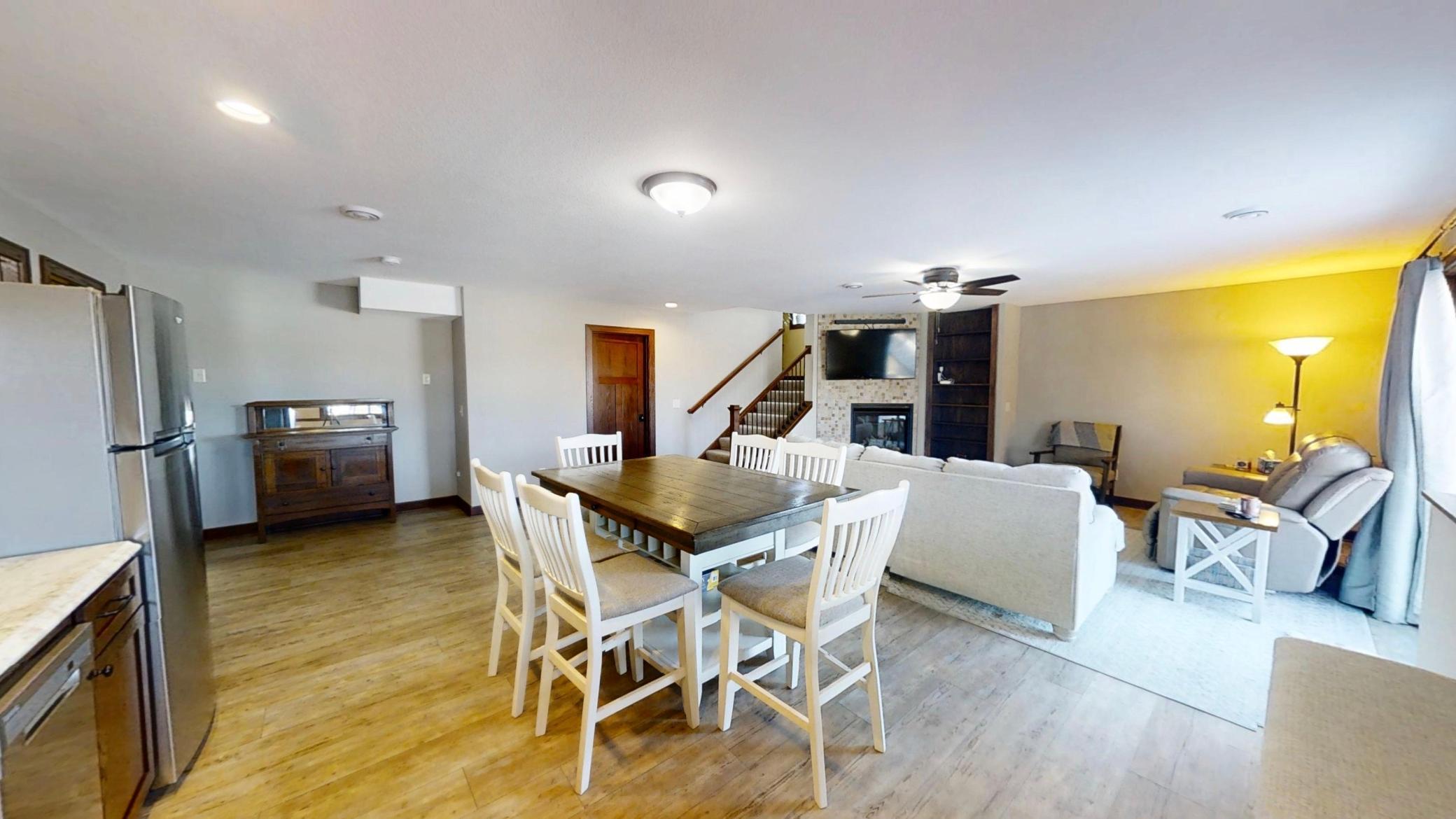 15315 Elm Court