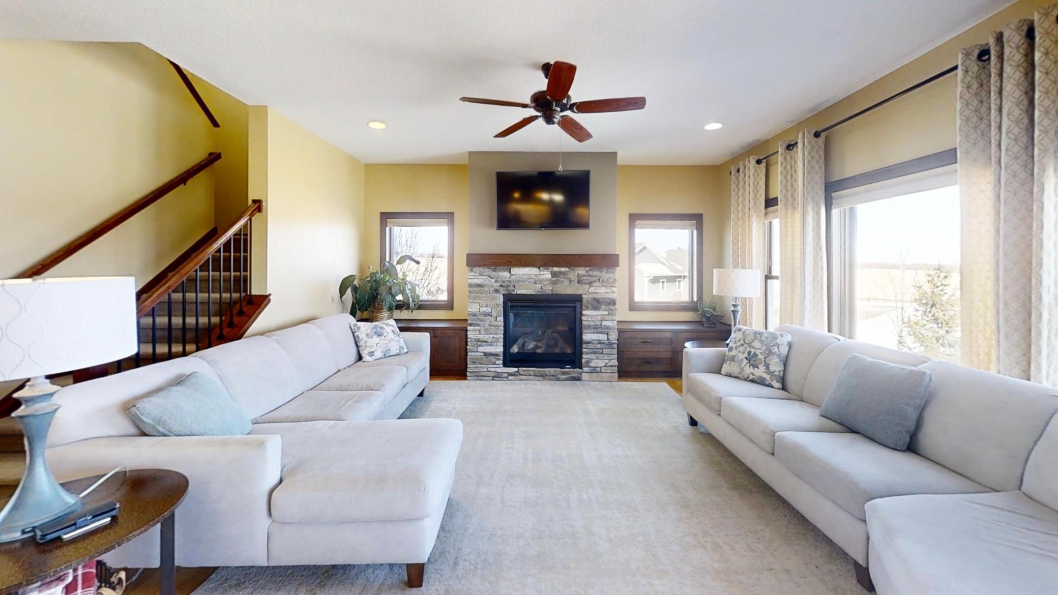 15315 Elm Court