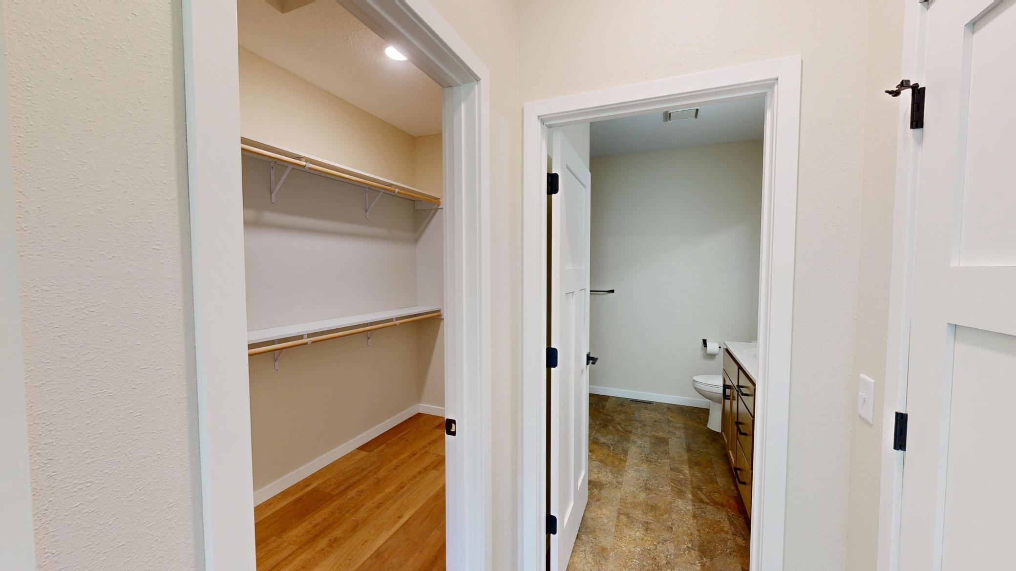 2804 Oak Lawn Drive
