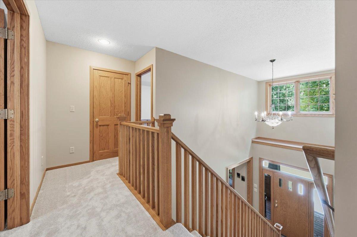 1009 Greenleaf Court