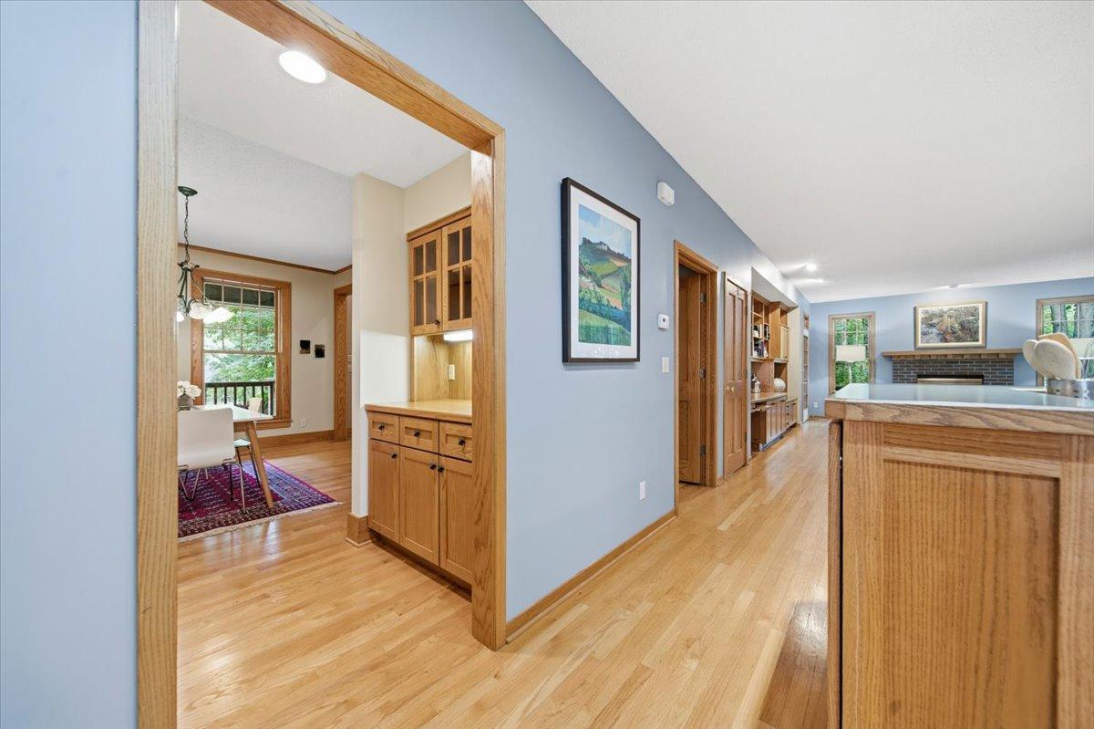 1009 Greenleaf Court
