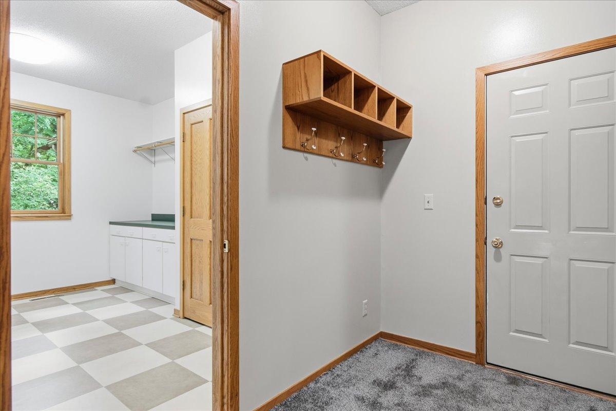 1009 Greenleaf Court