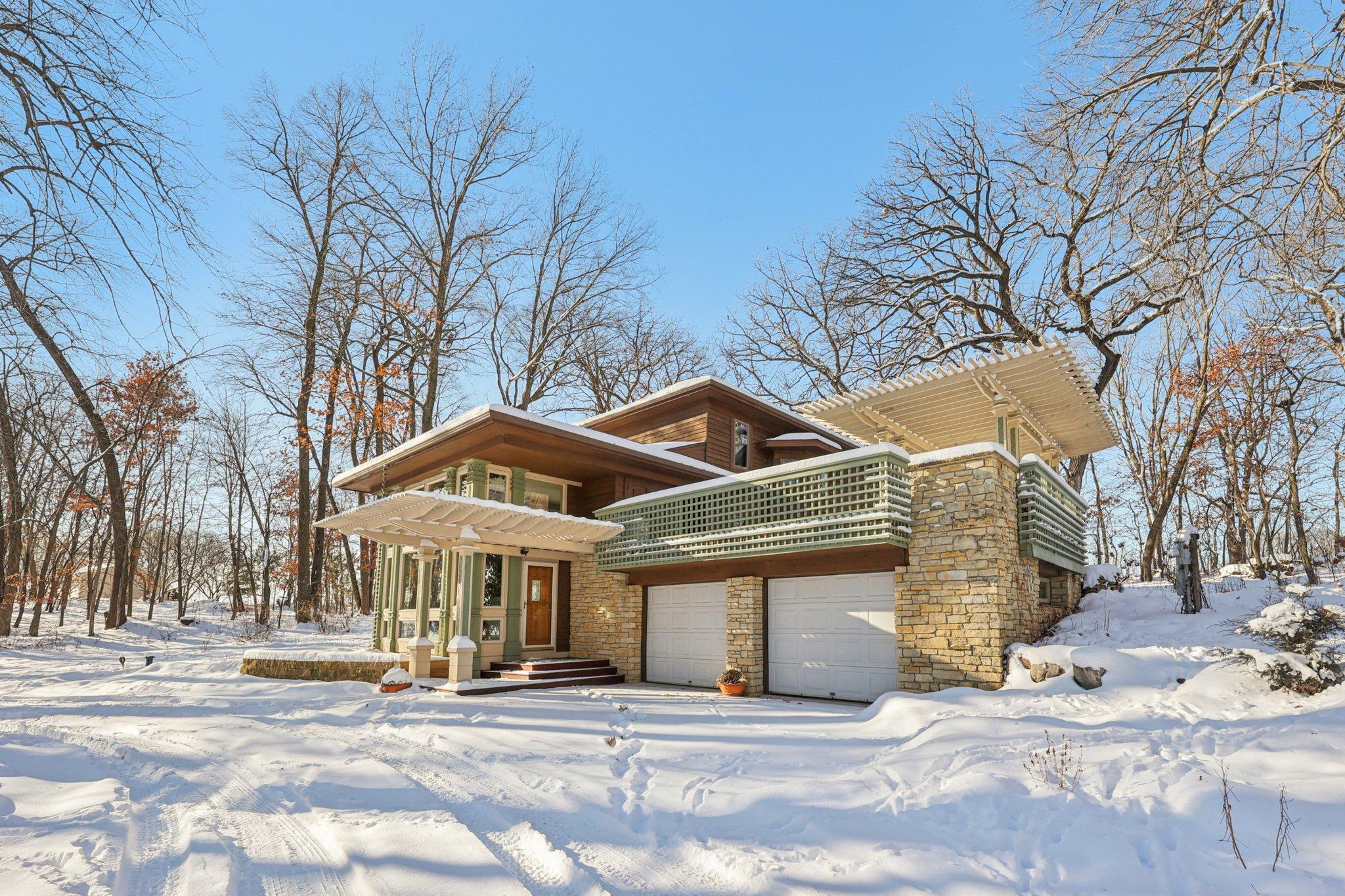 8180 Saint Croix Trail S