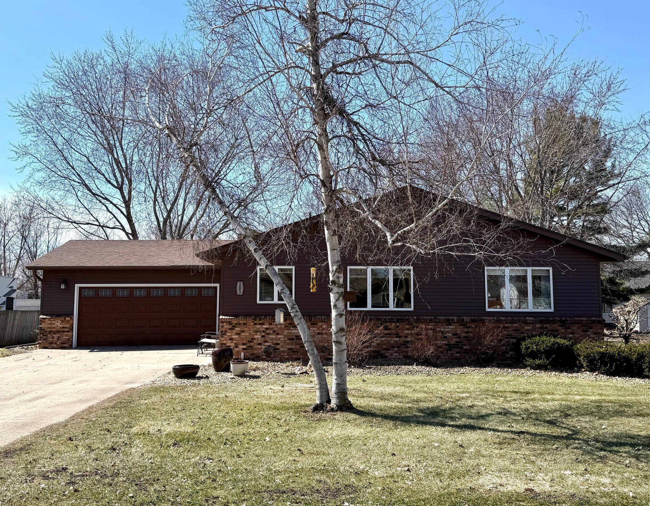 203 3rd Street SW