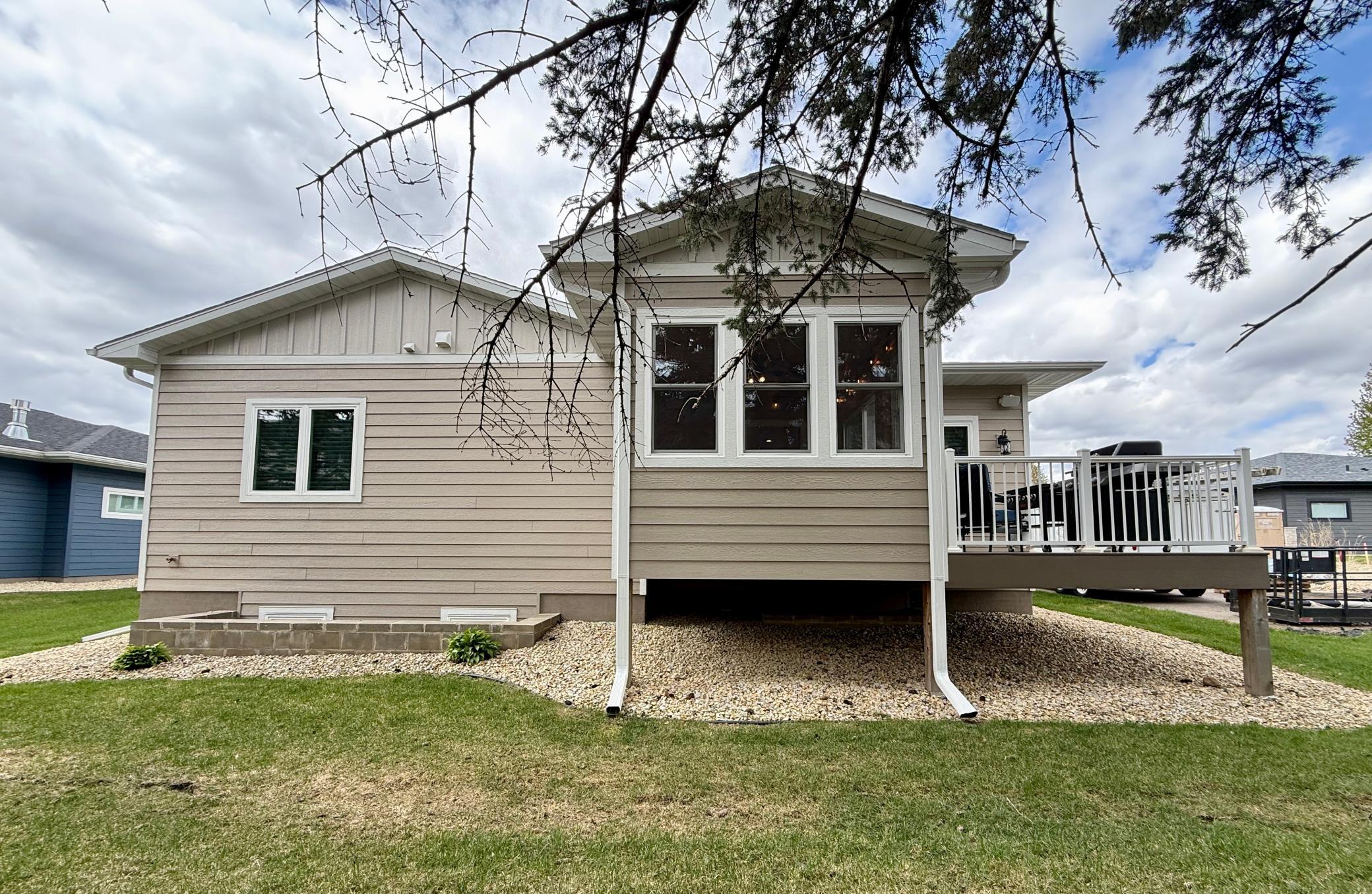 704 Maple Place