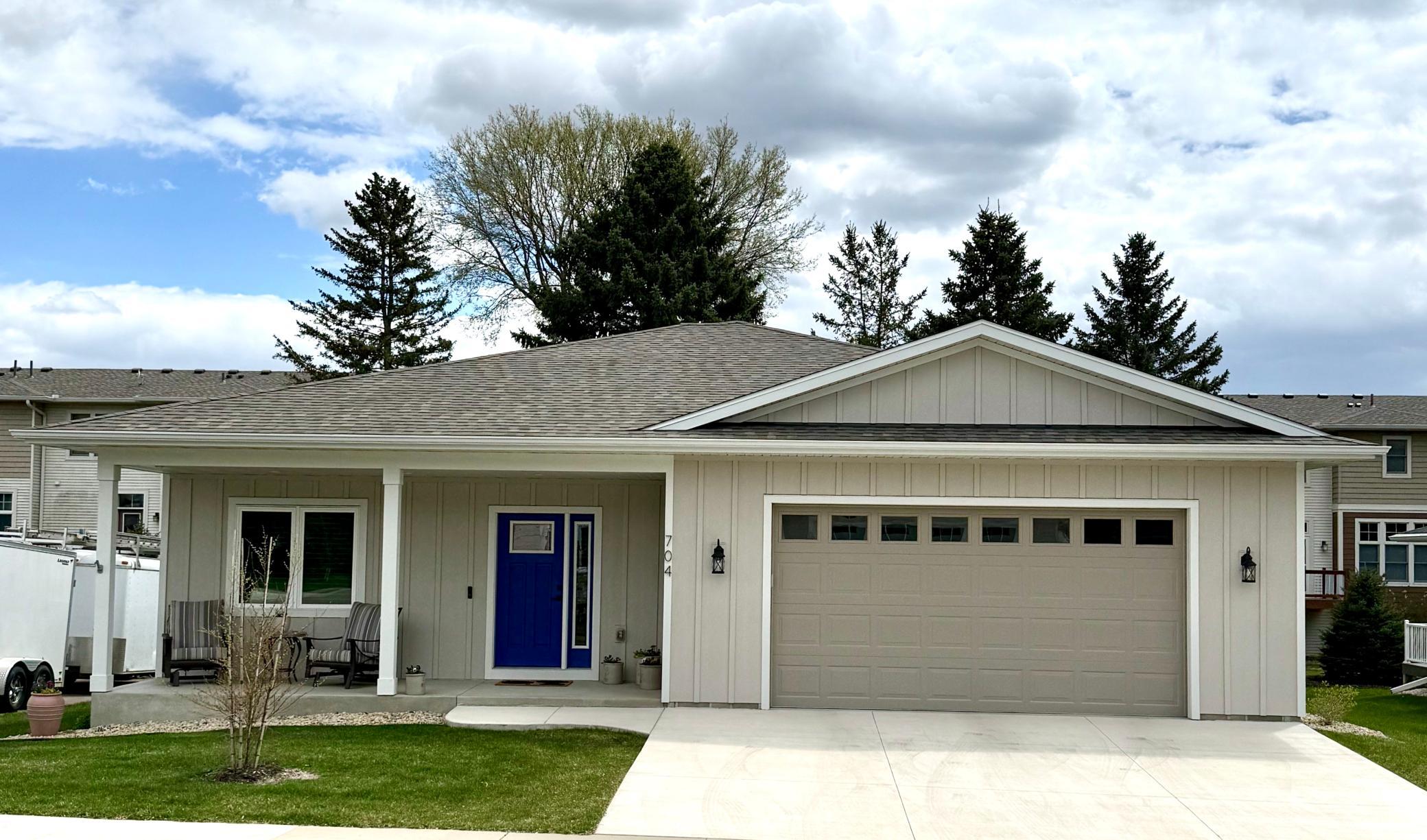 704 Maple Place