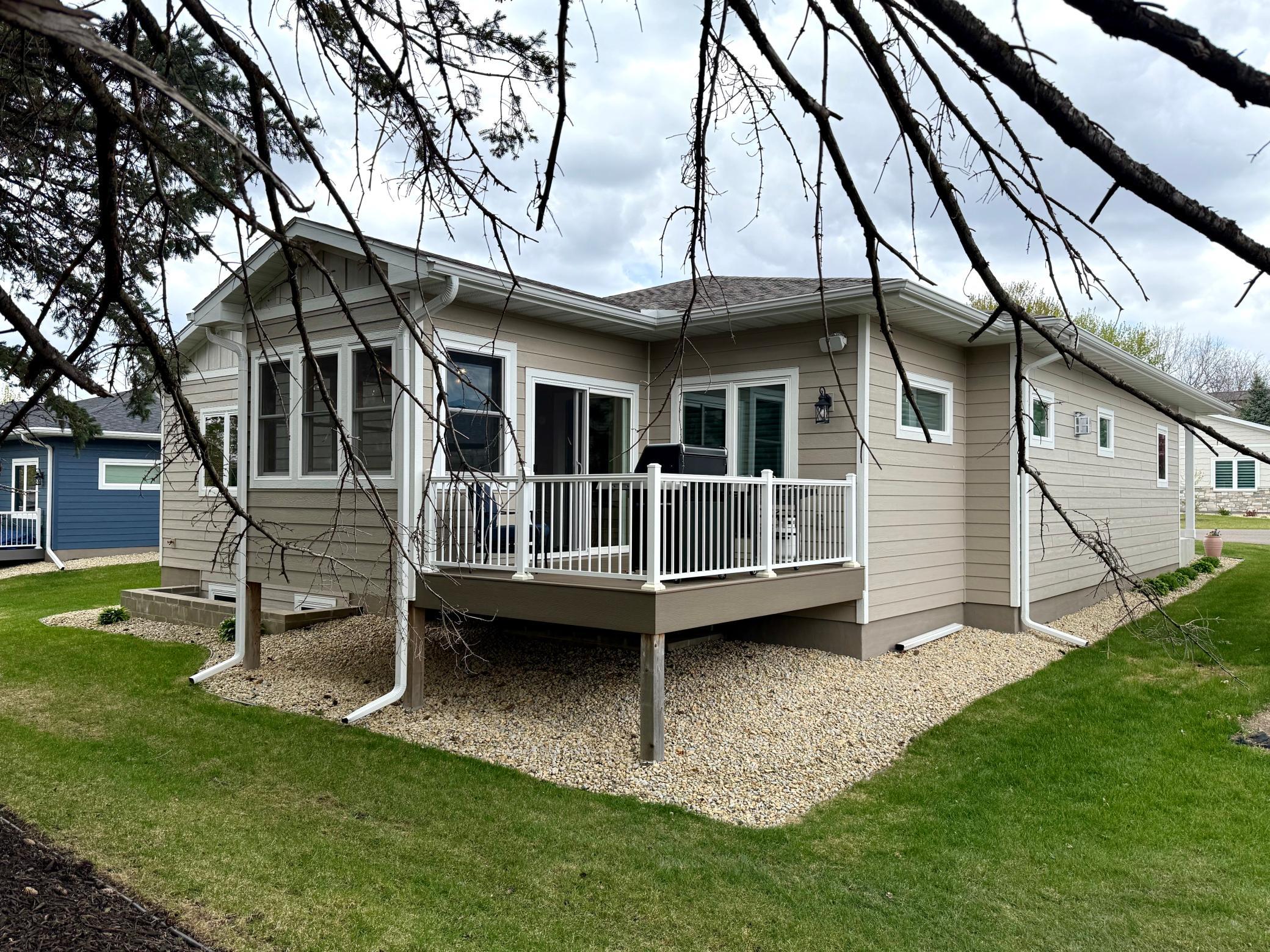 704 Maple Place