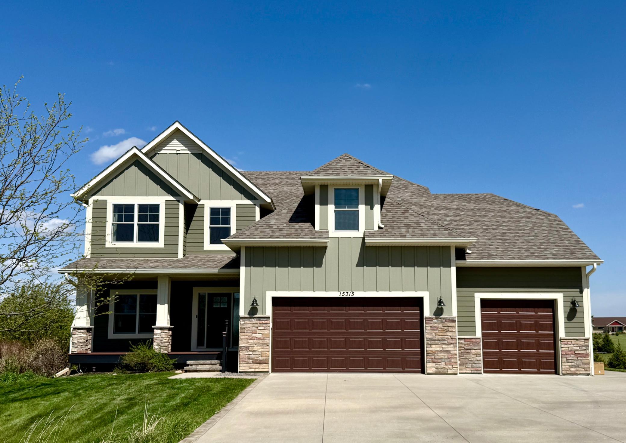 15315 Elm Court