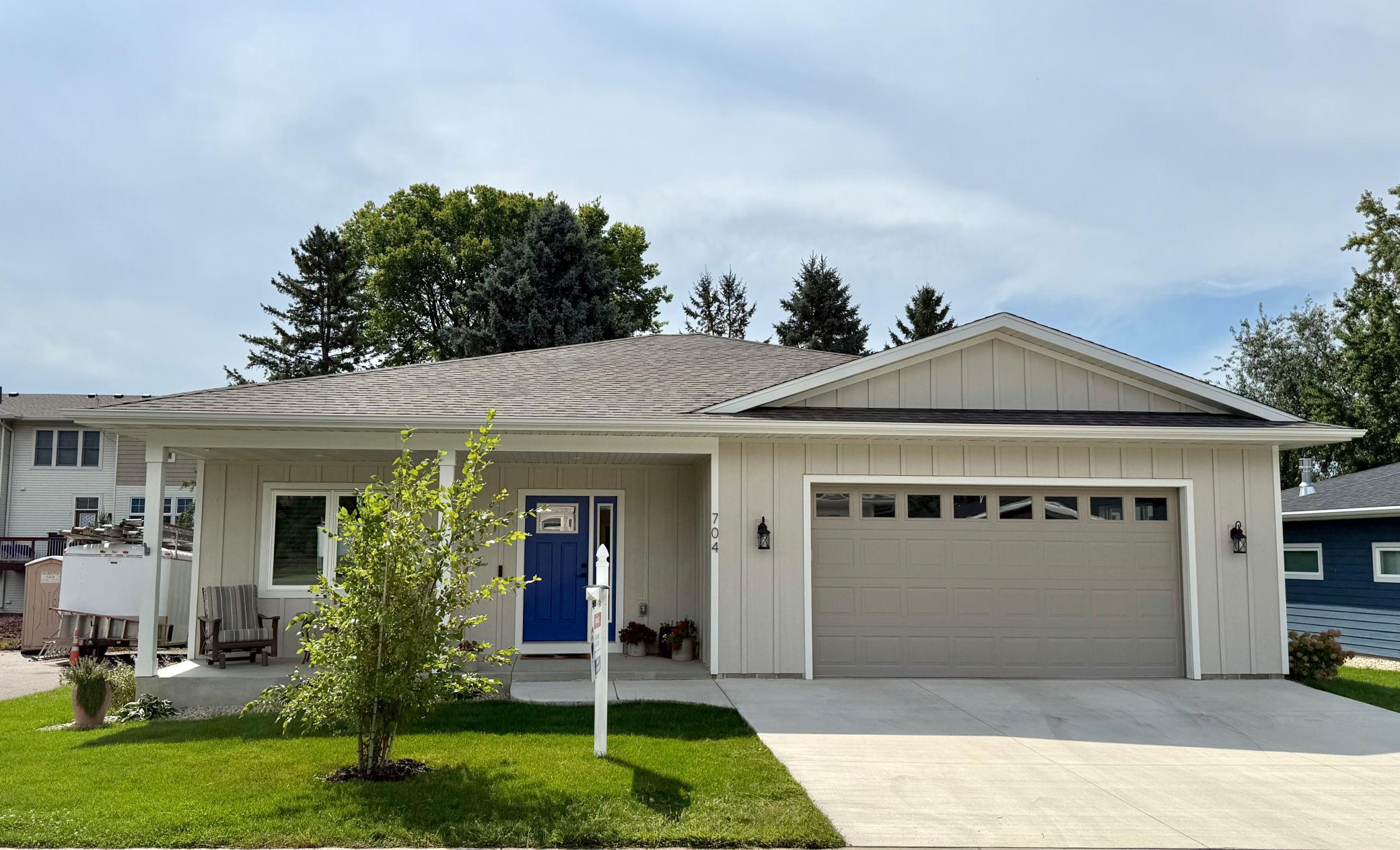 704 Maple Place