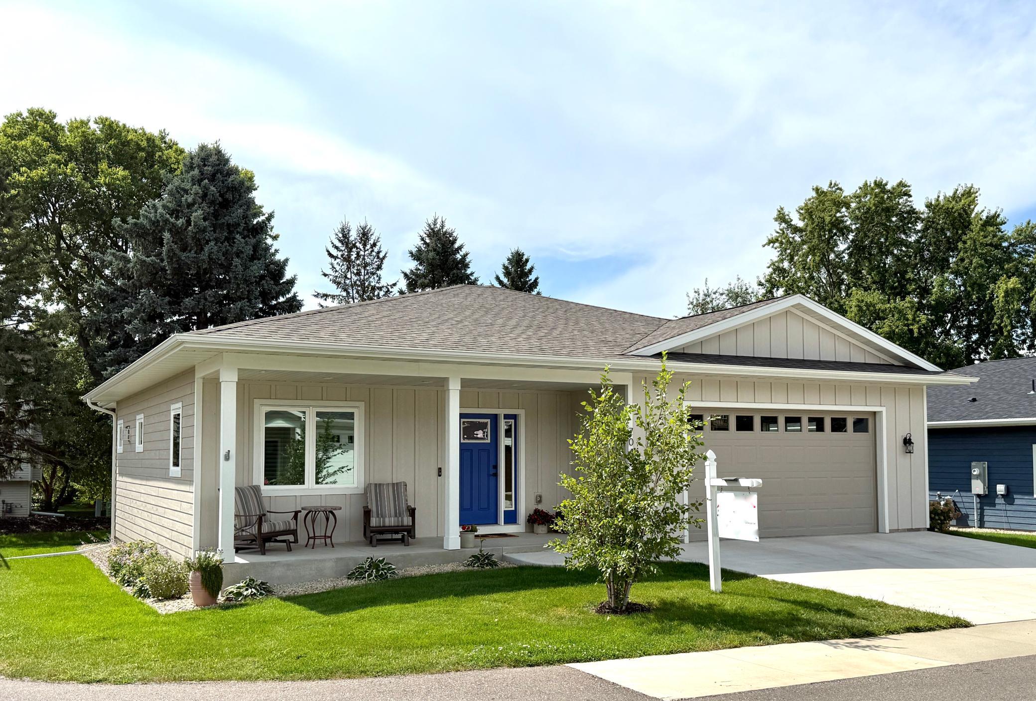 704 Maple Place