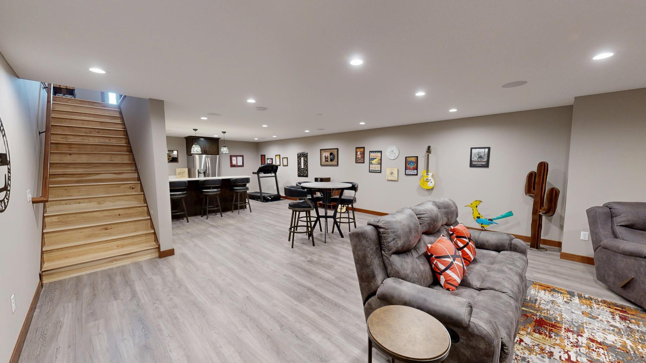 704 Maple Place