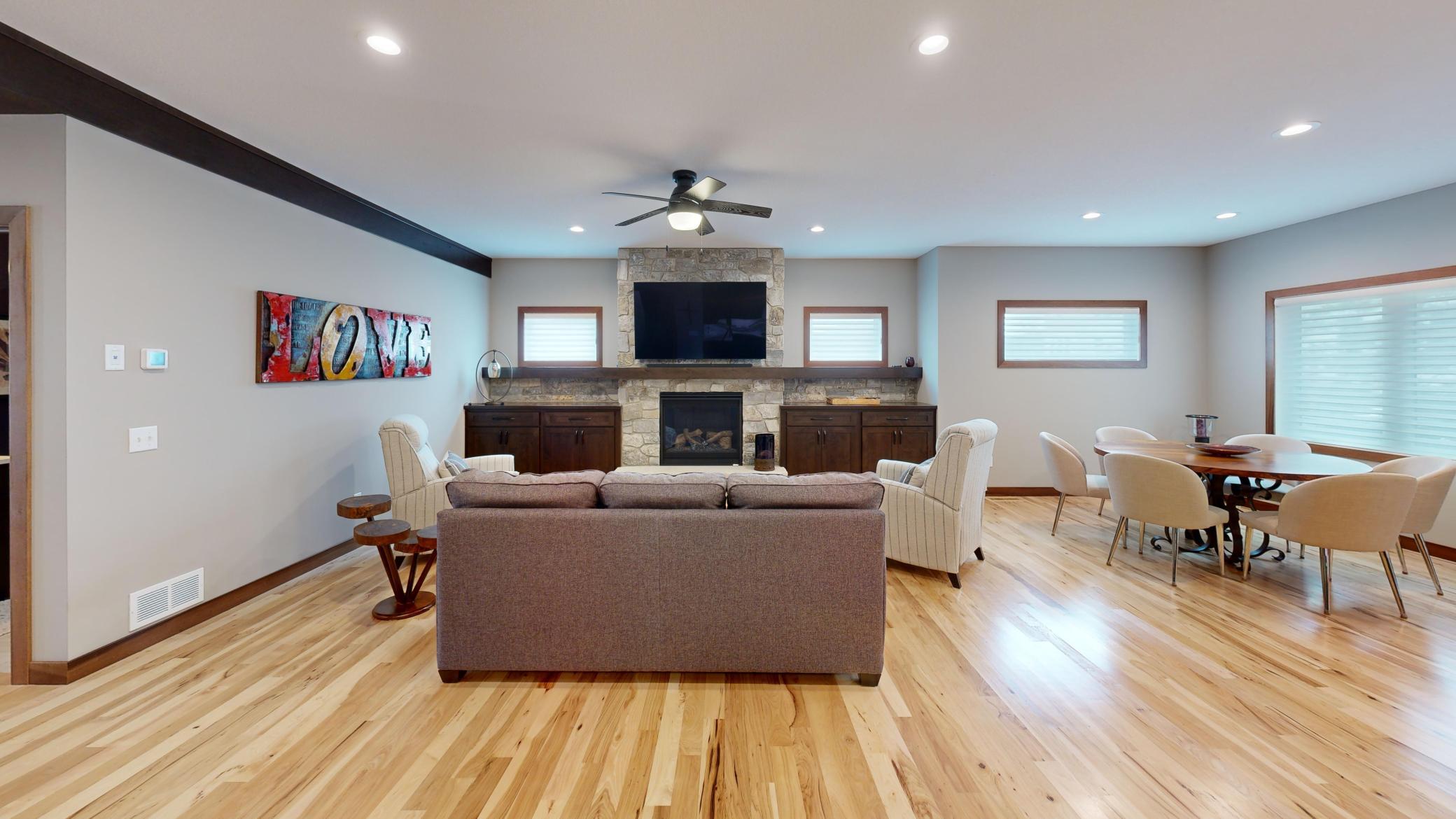 704 Maple Place