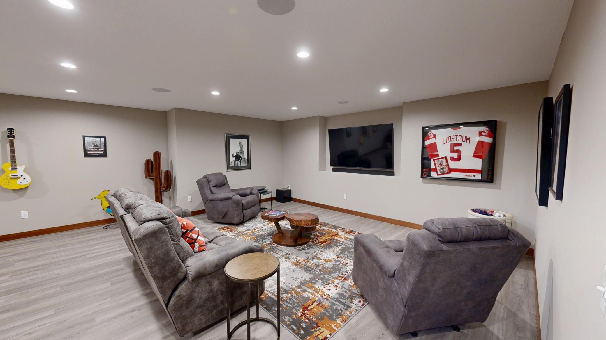 704 Maple Place