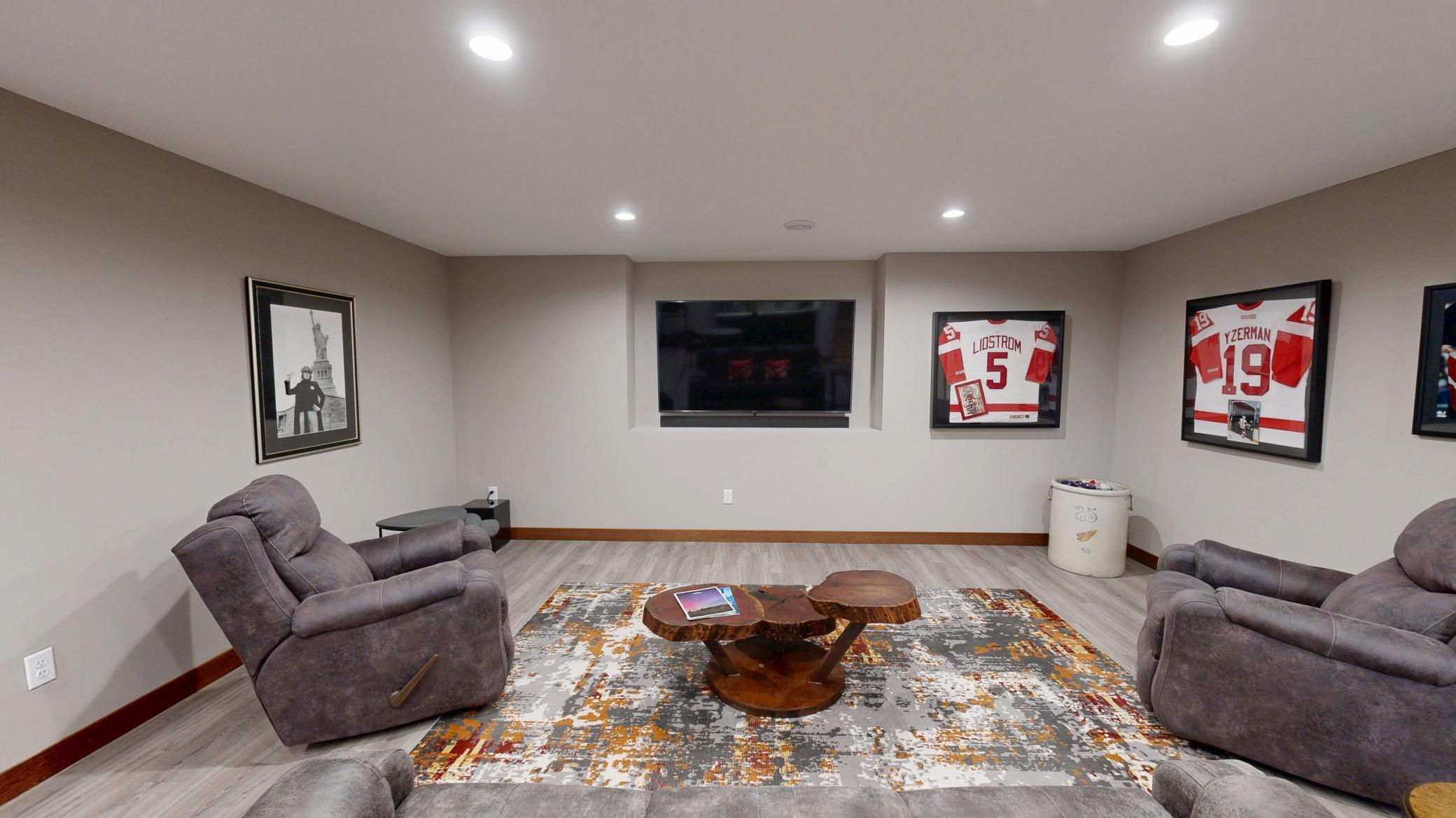 704 Maple Place