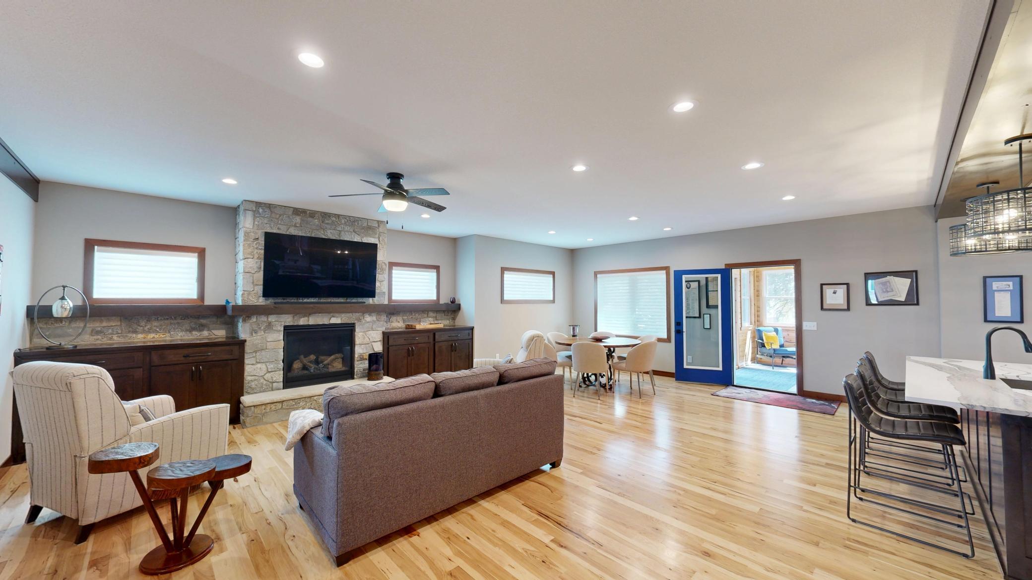 704 Maple Place