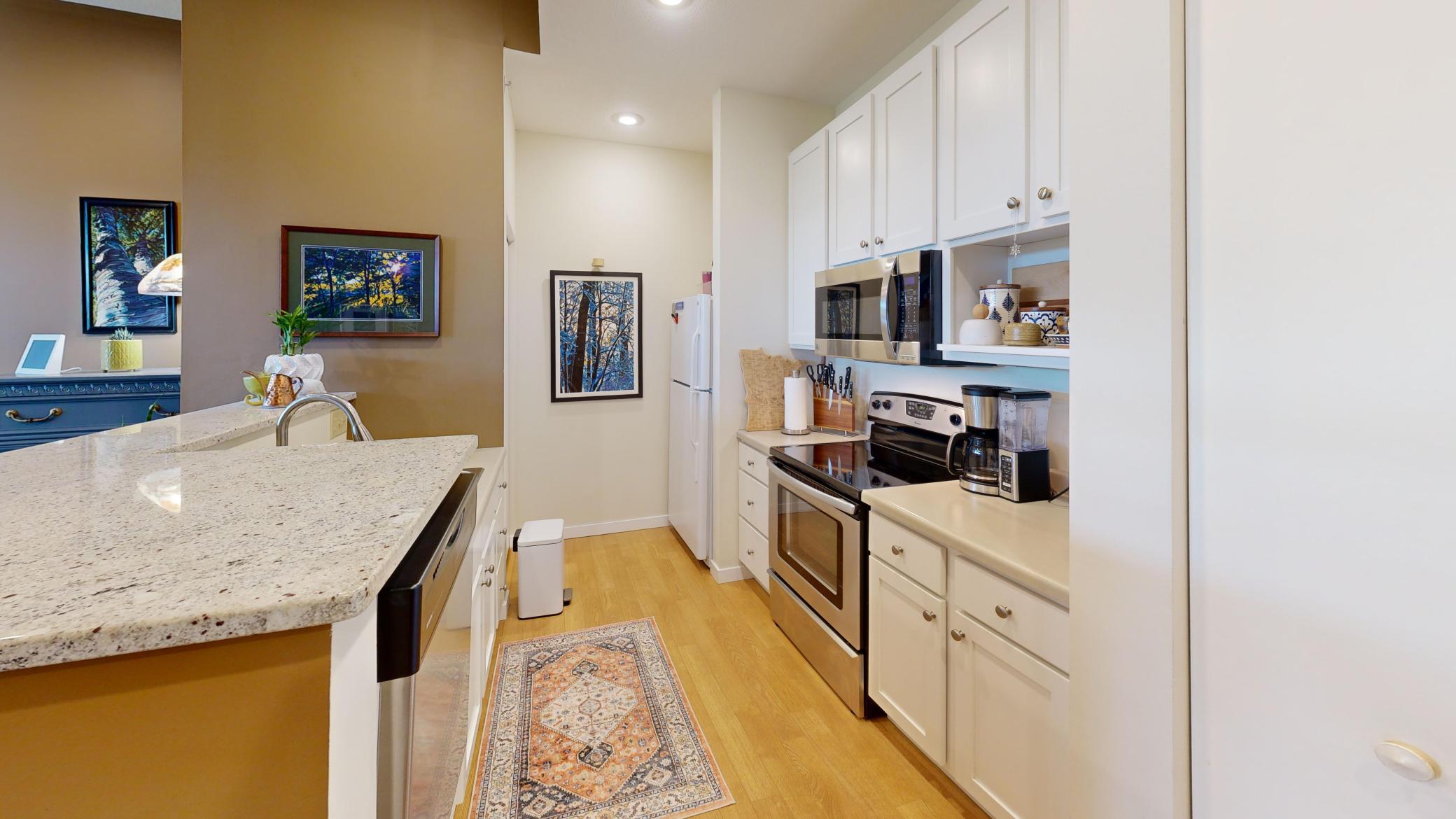 301 7th Street W Unit: 2402