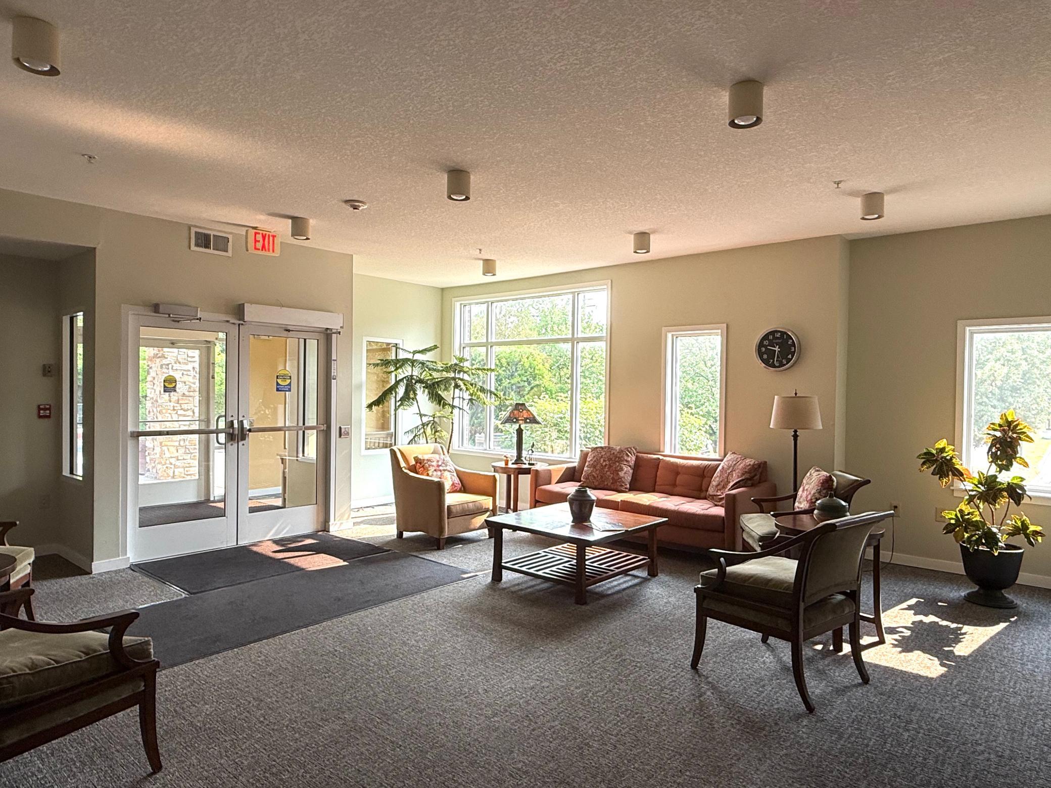301 7th Street W Unit: 2402