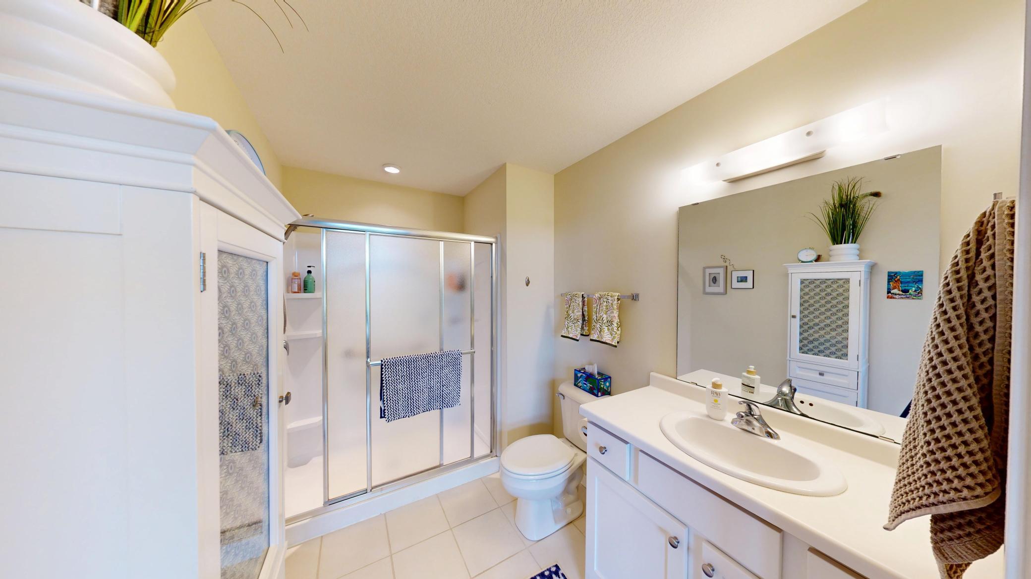 301 7th Street W Unit: 2402
