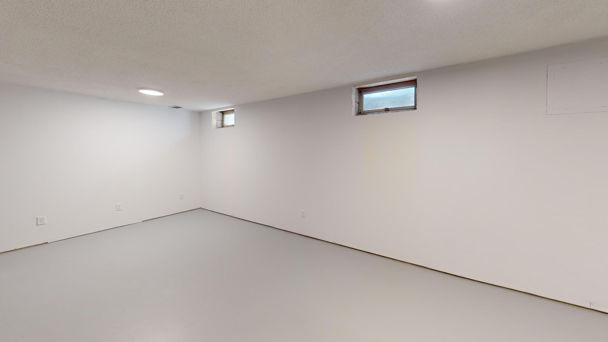 420 Livingston Court