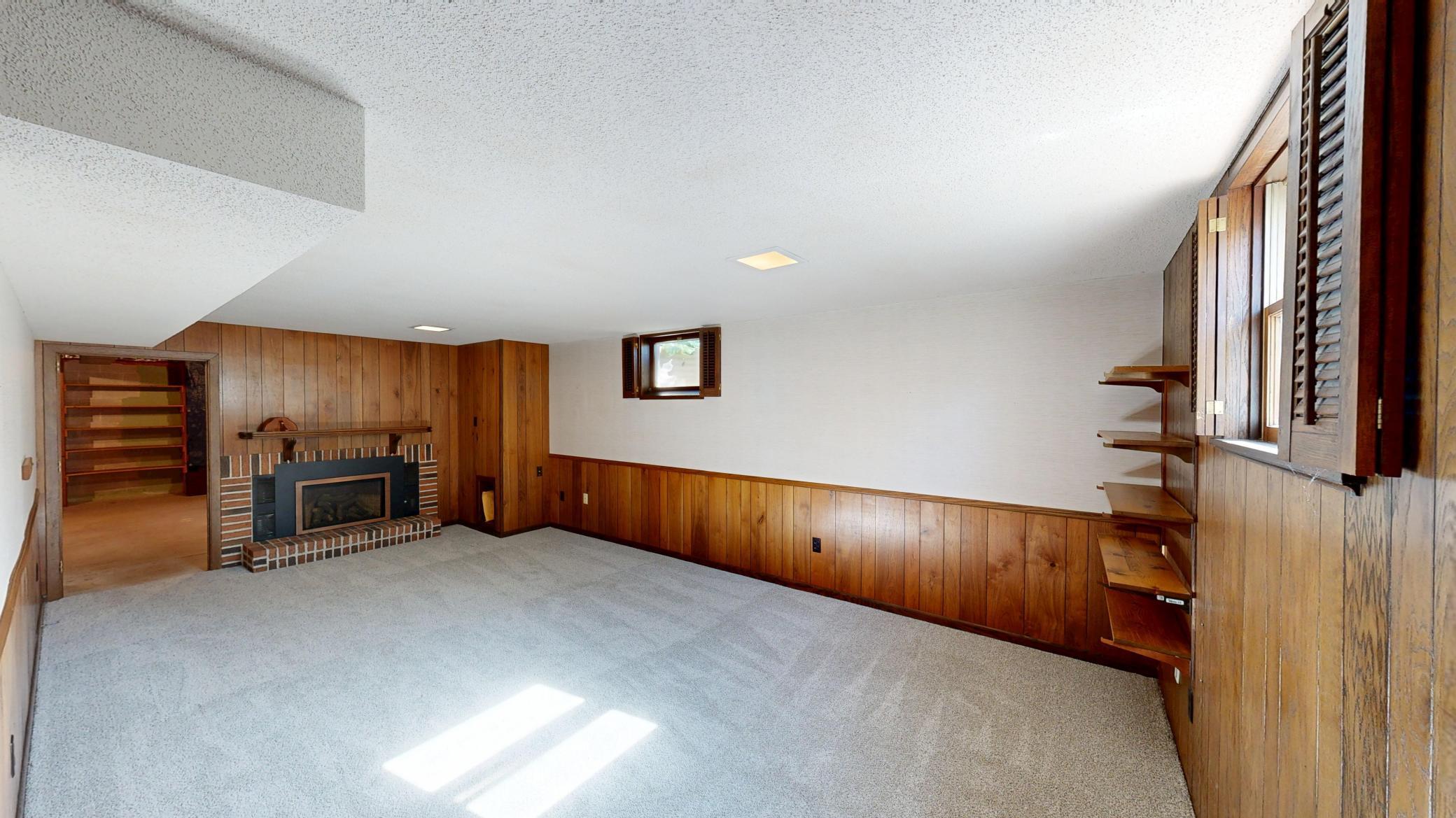 1211 Archibald Court