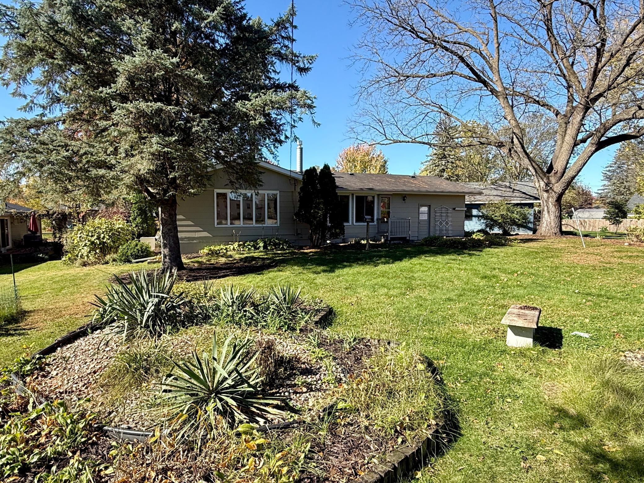 1211 Archibald Court