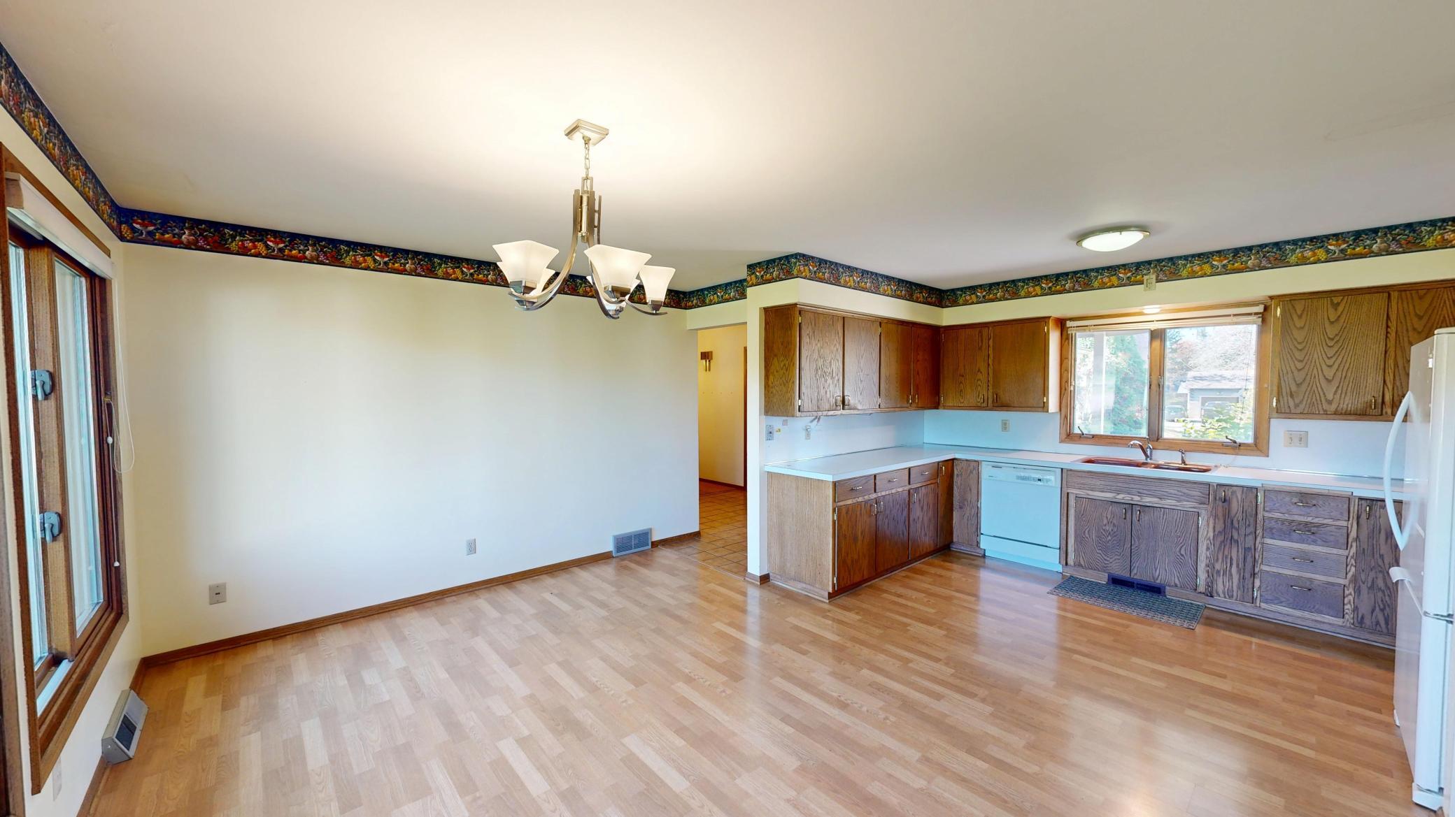 1211 Archibald Court