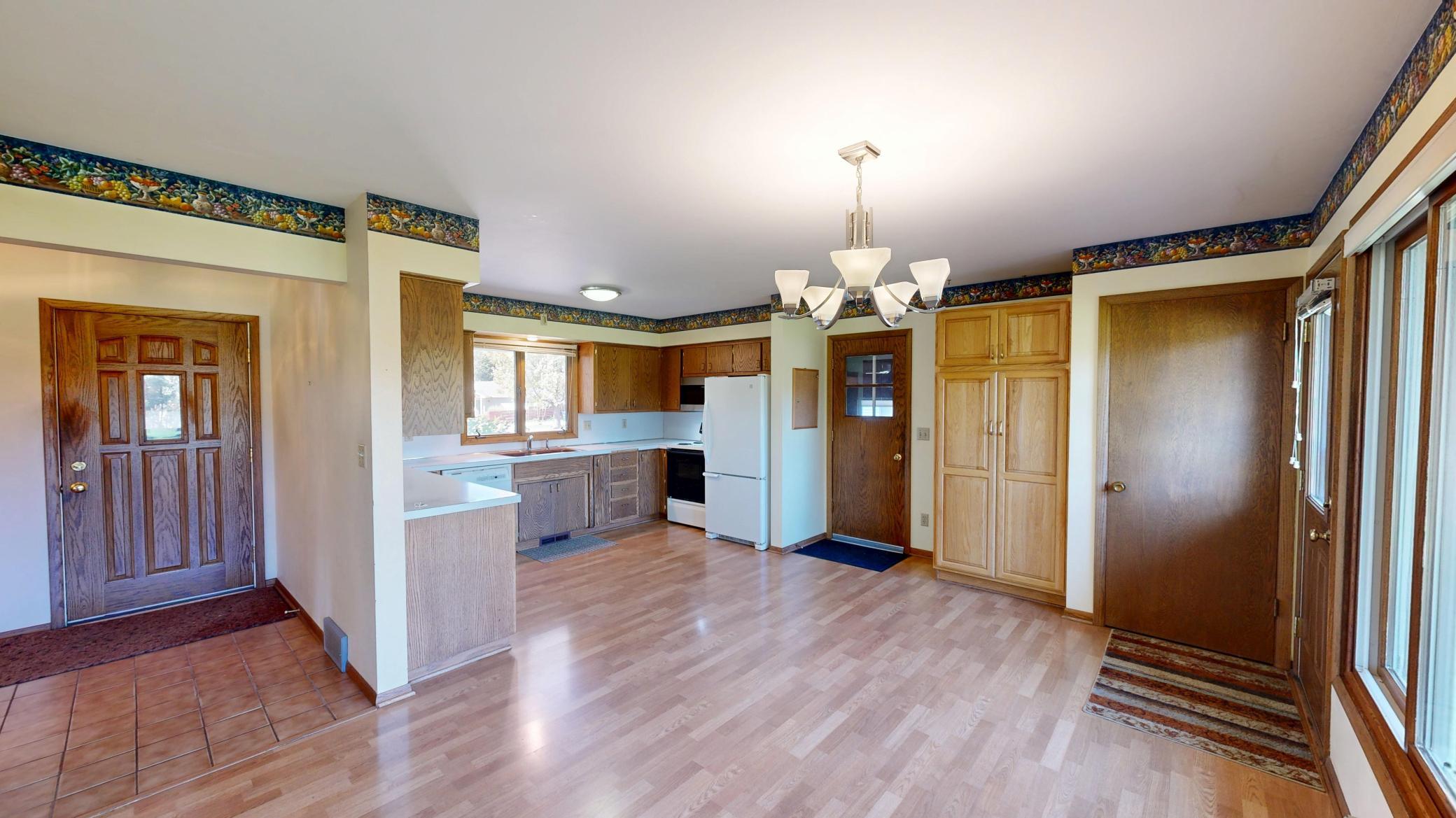 1211 Archibald Court