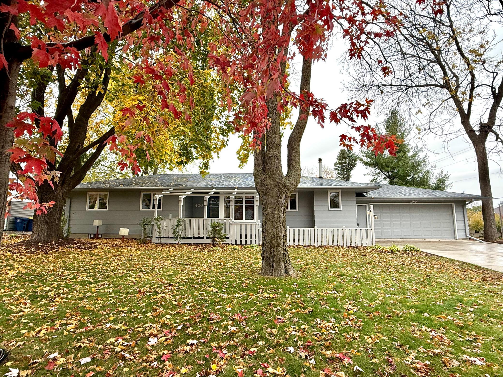 400 Ivanhoe Avenue