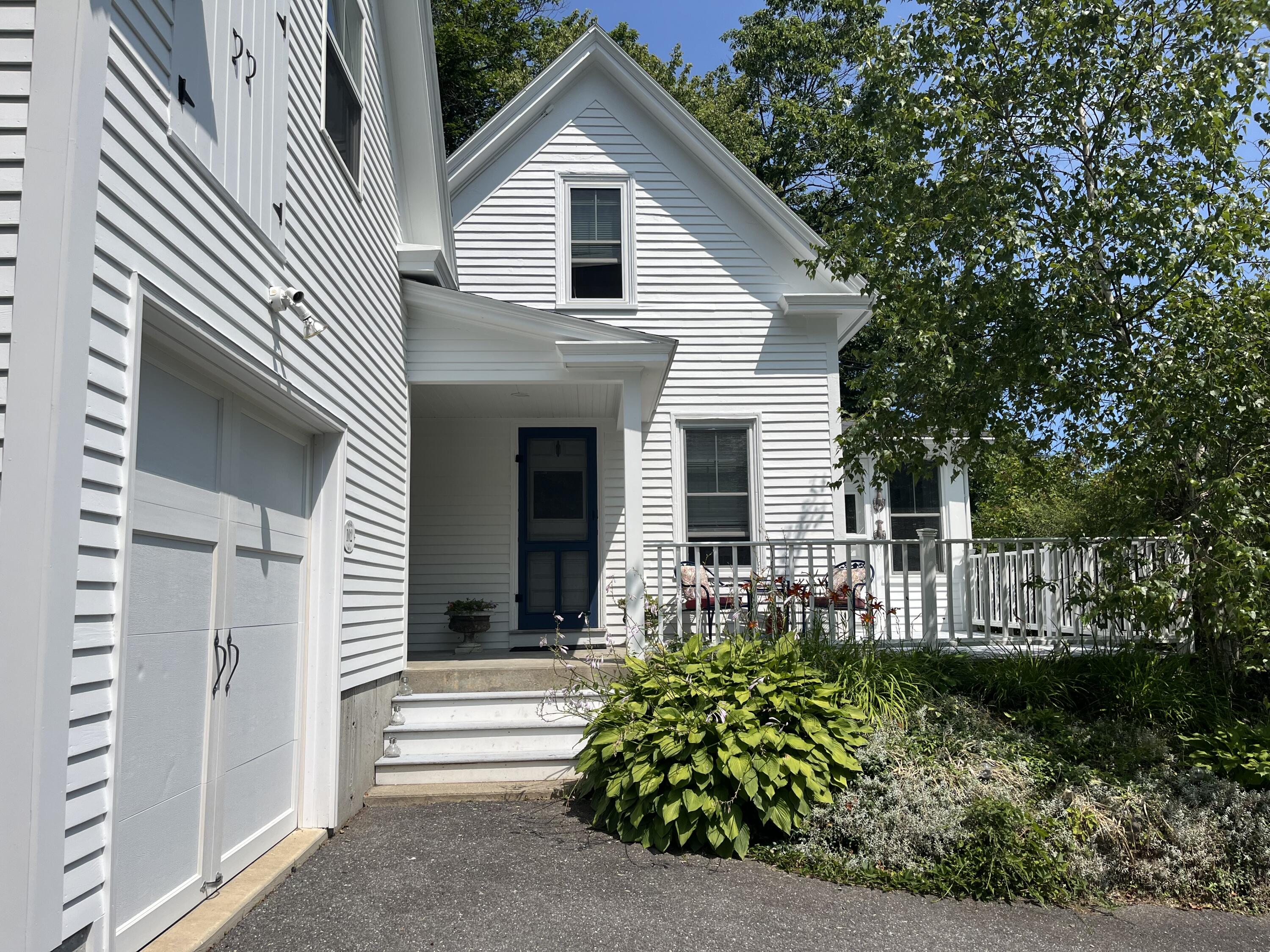 102 Old Pool Road
