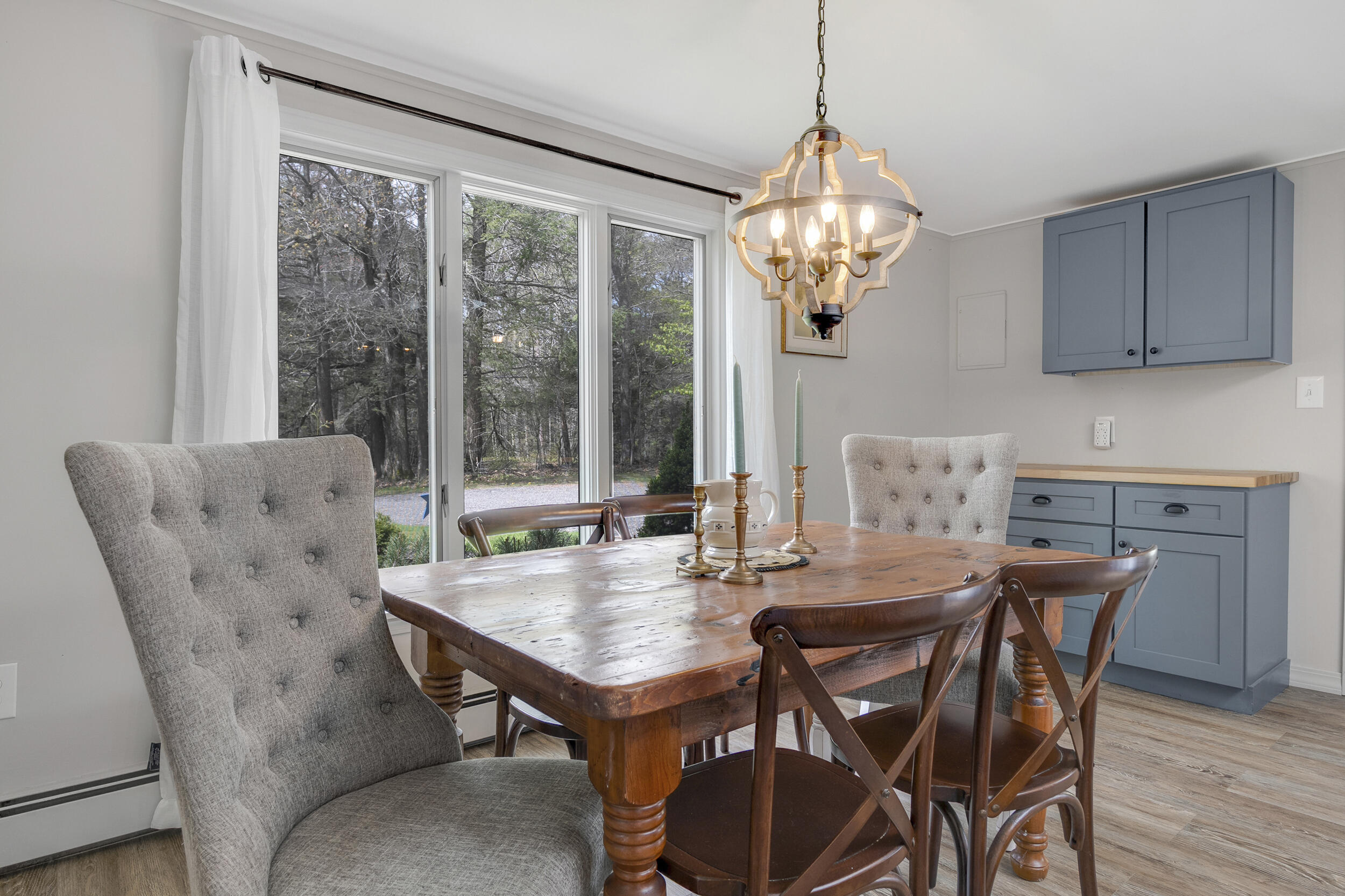 121 Log Cabin Road
