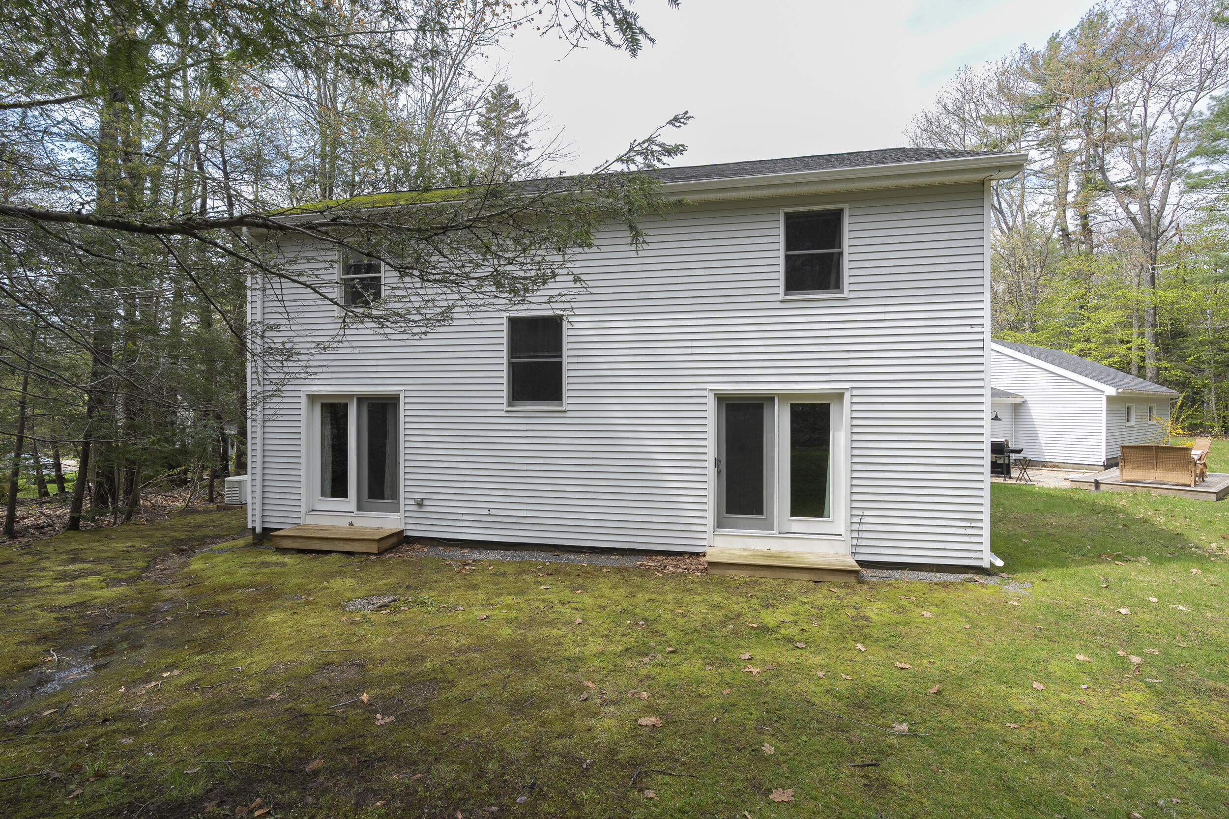 121 Log Cabin Road