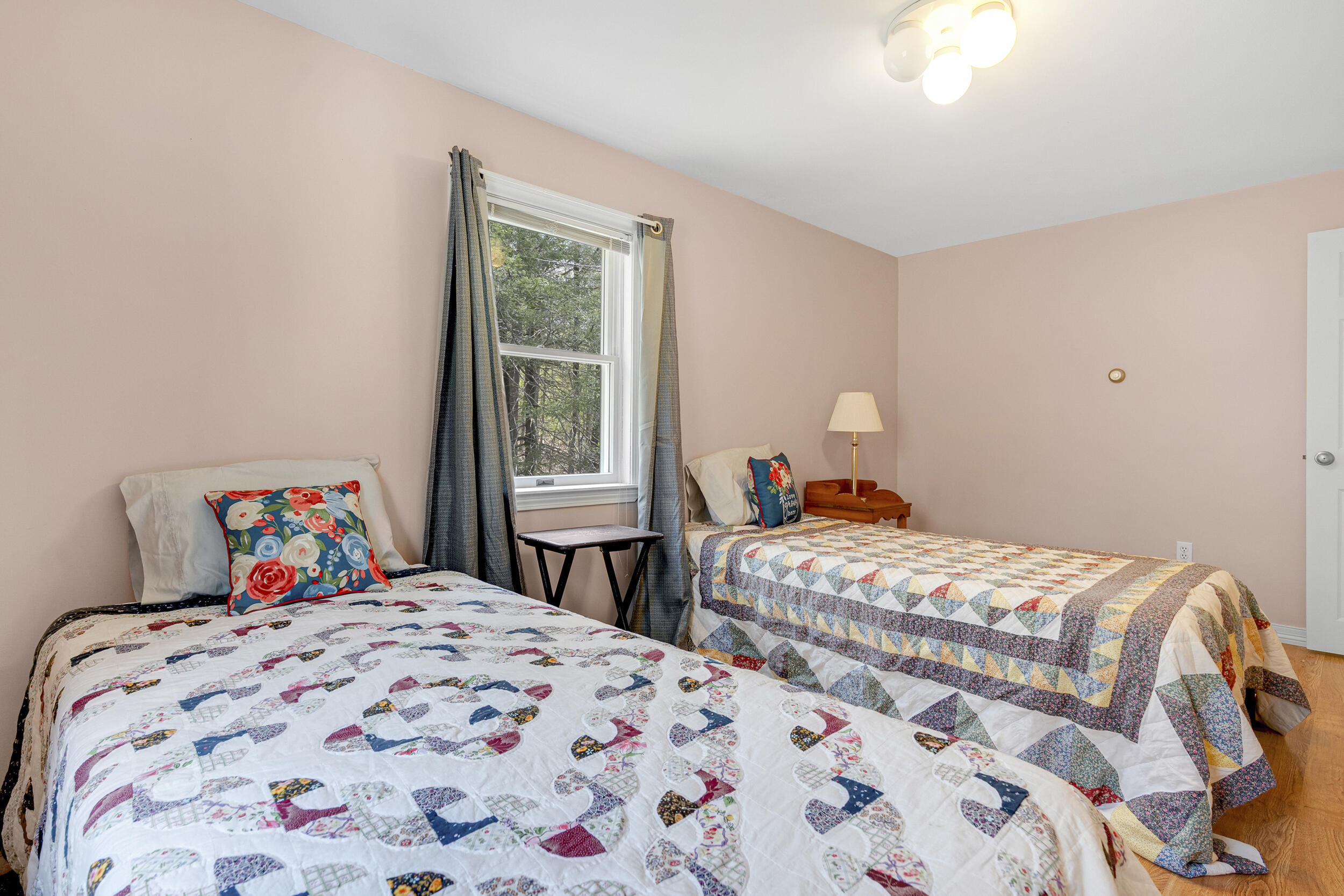 121 Log Cabin Road