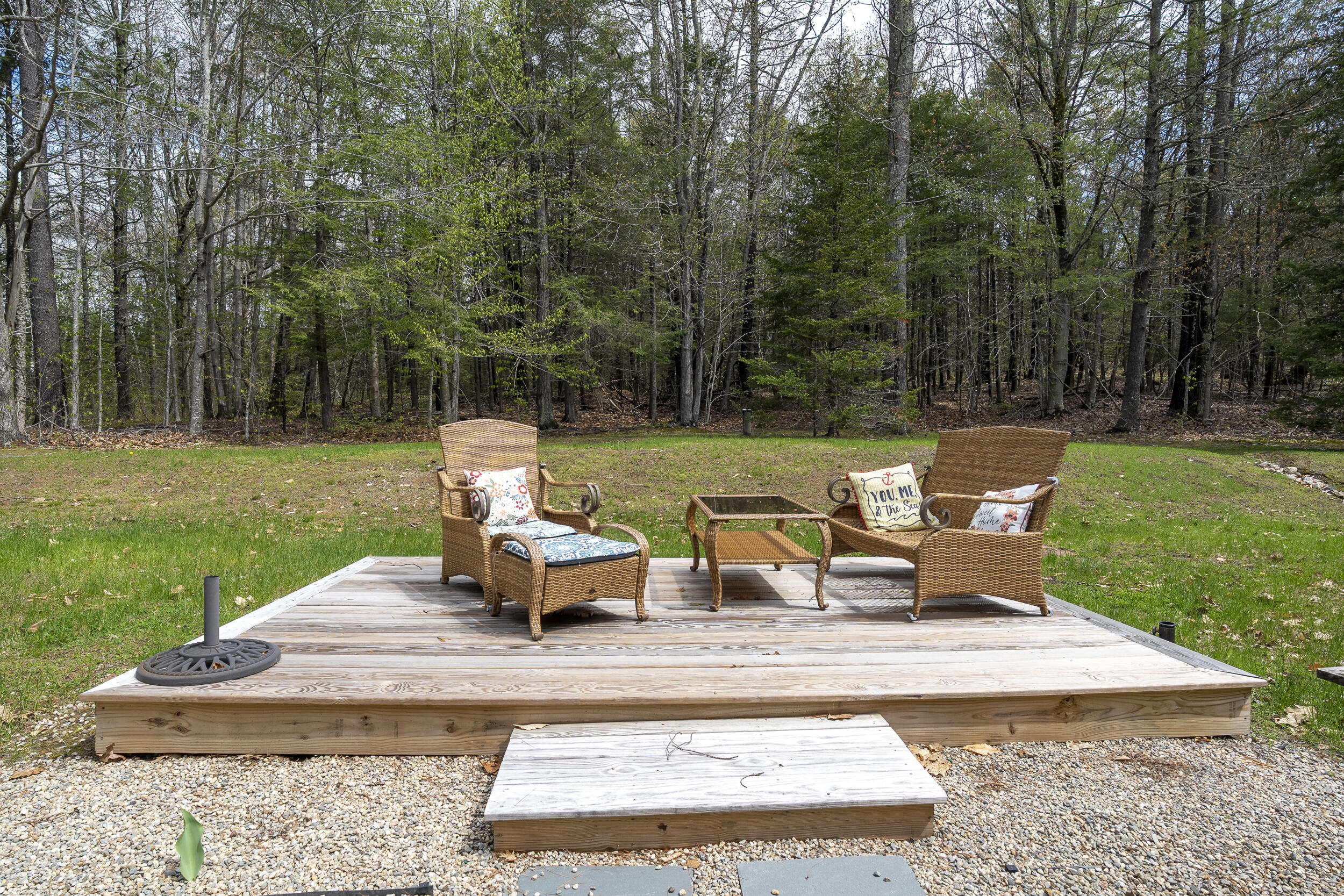 121 Log Cabin Road