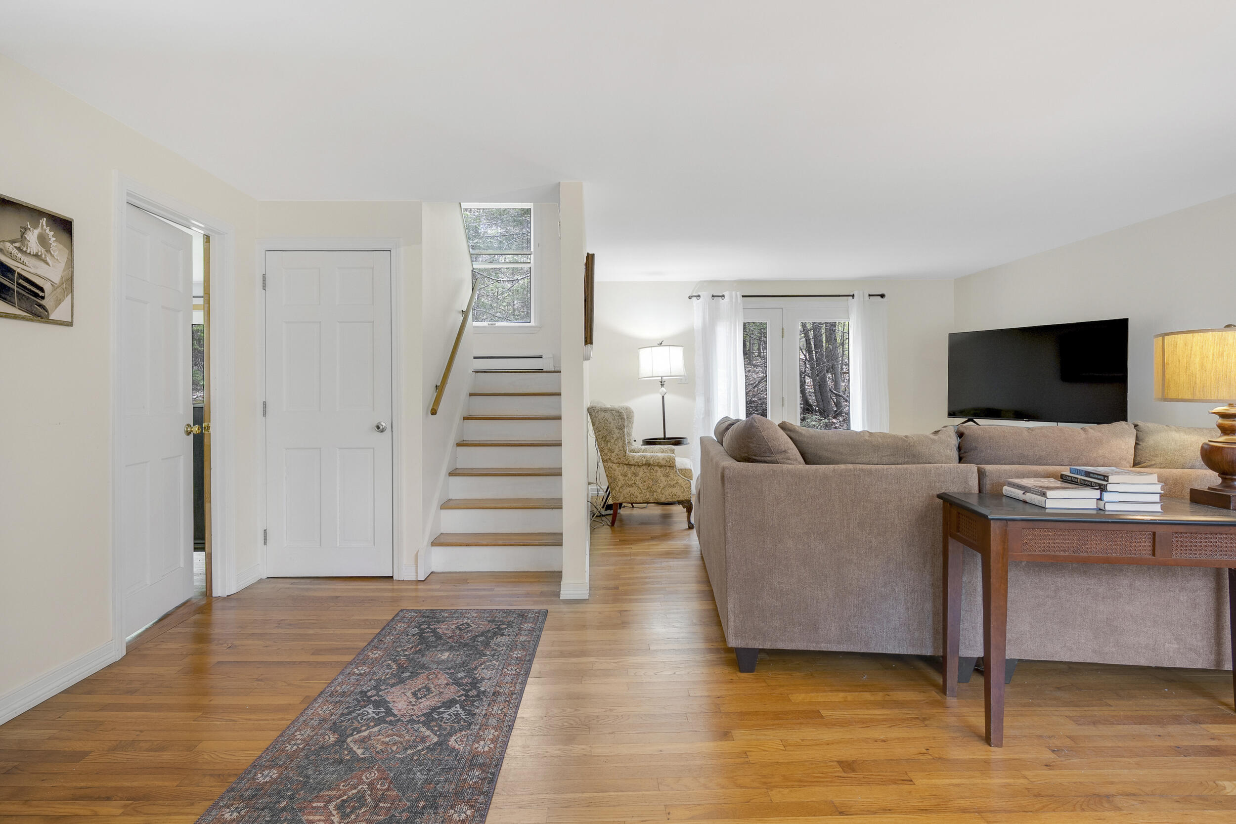 121 Log Cabin Road