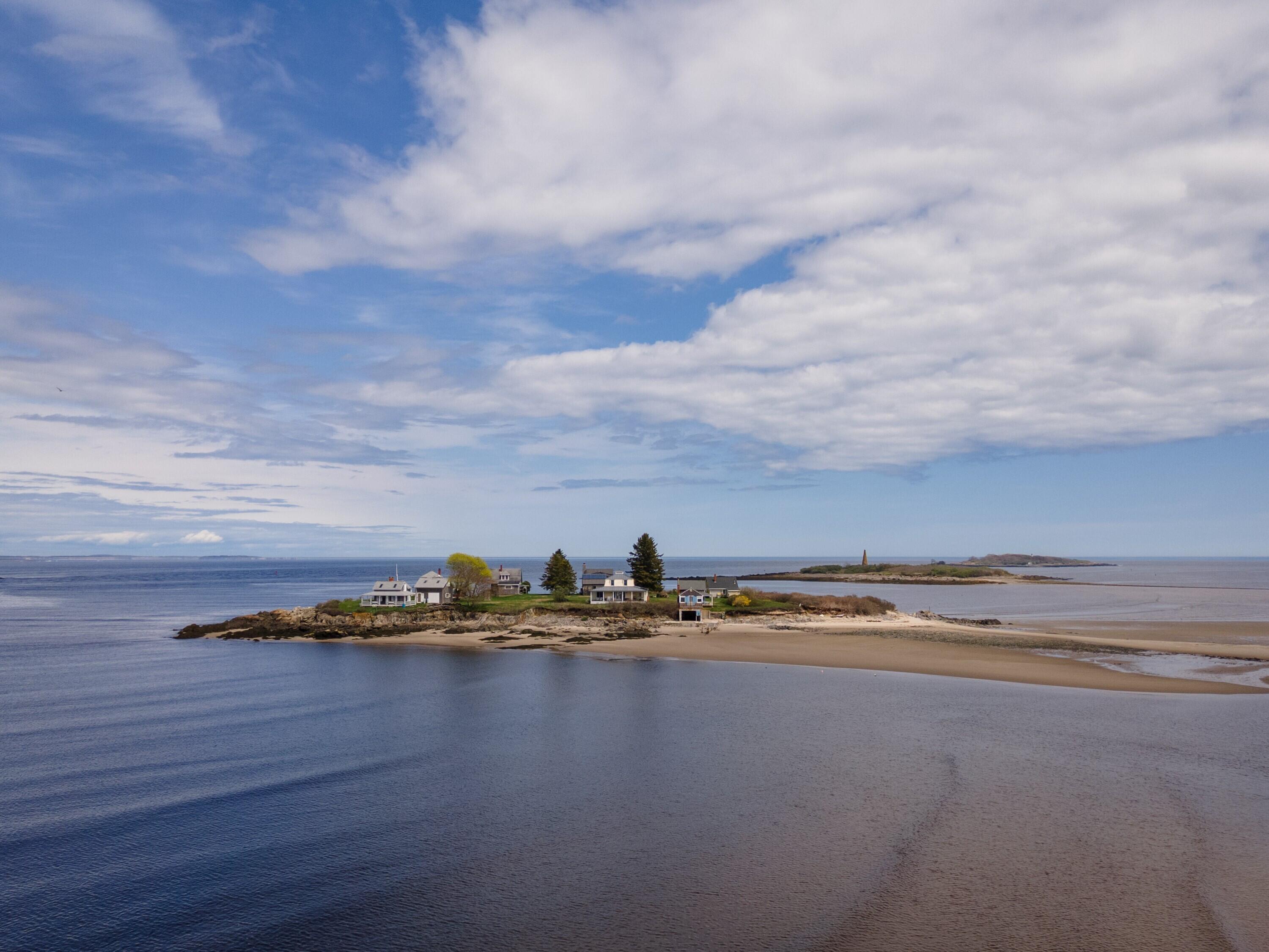 7 Basket Island