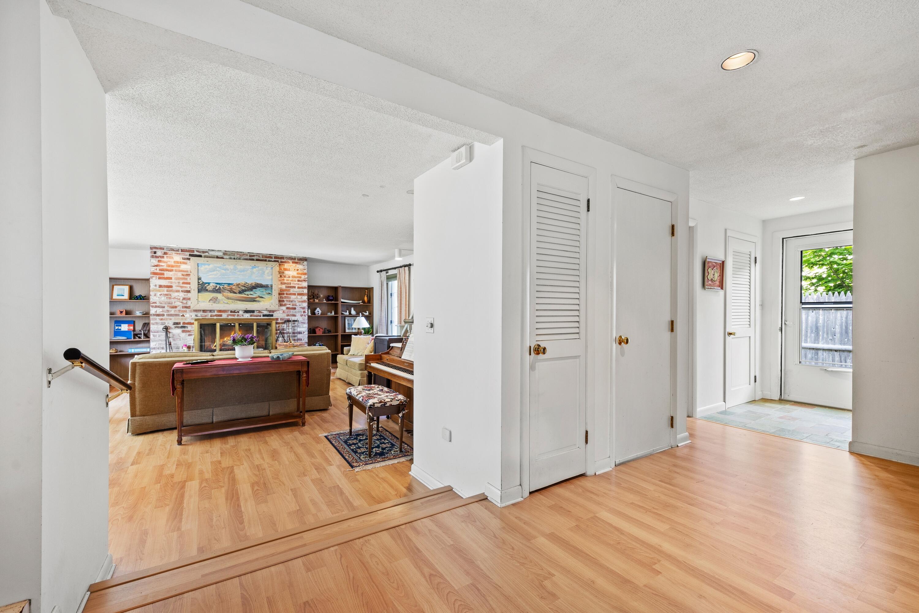 19 1st Street