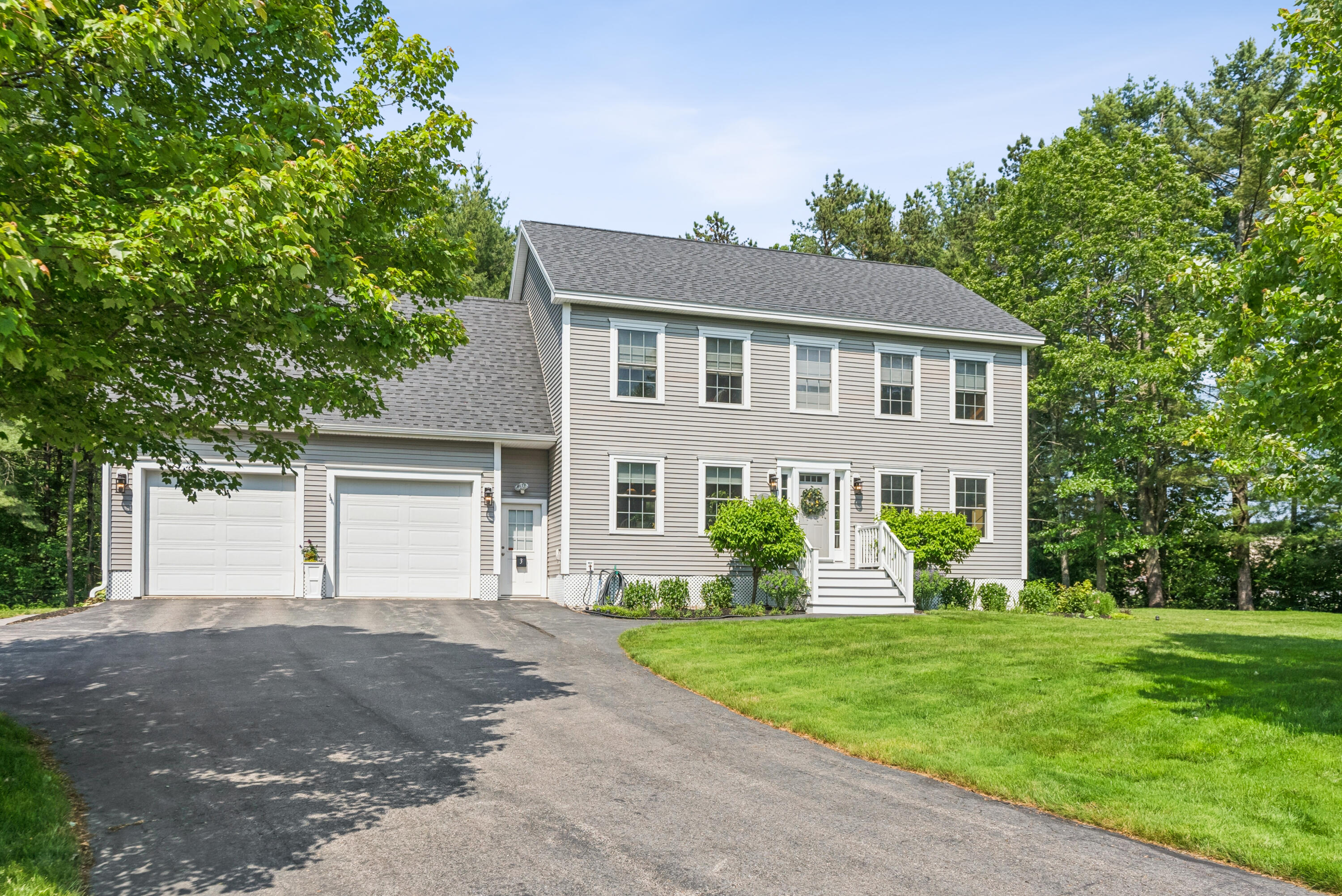3 Bradfield Way