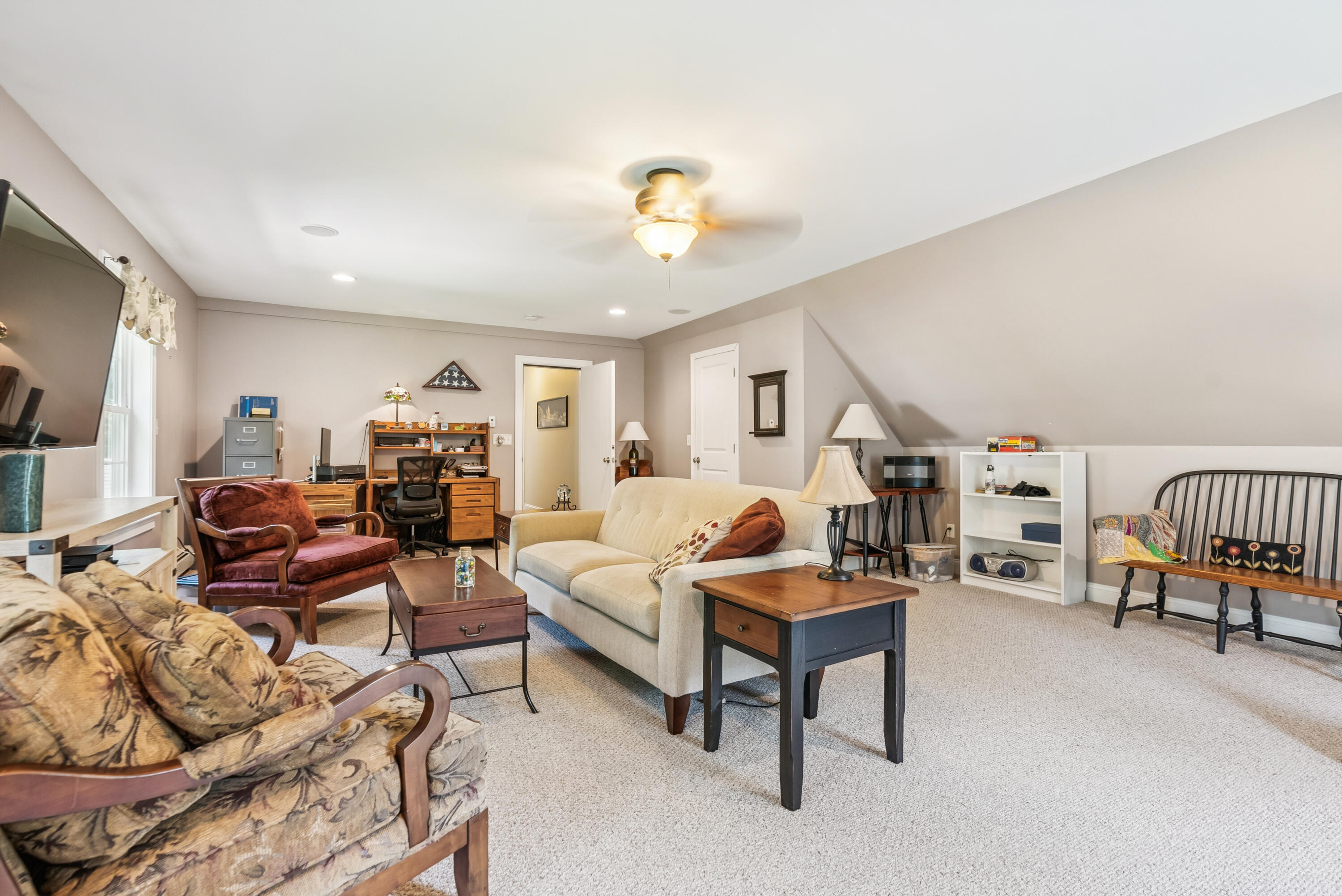 3 Bradfield Way