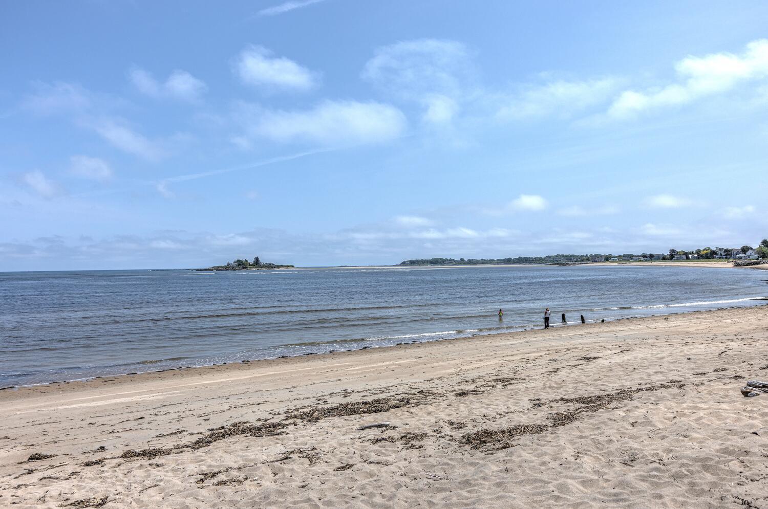 116 & 103 Hills Beach Road