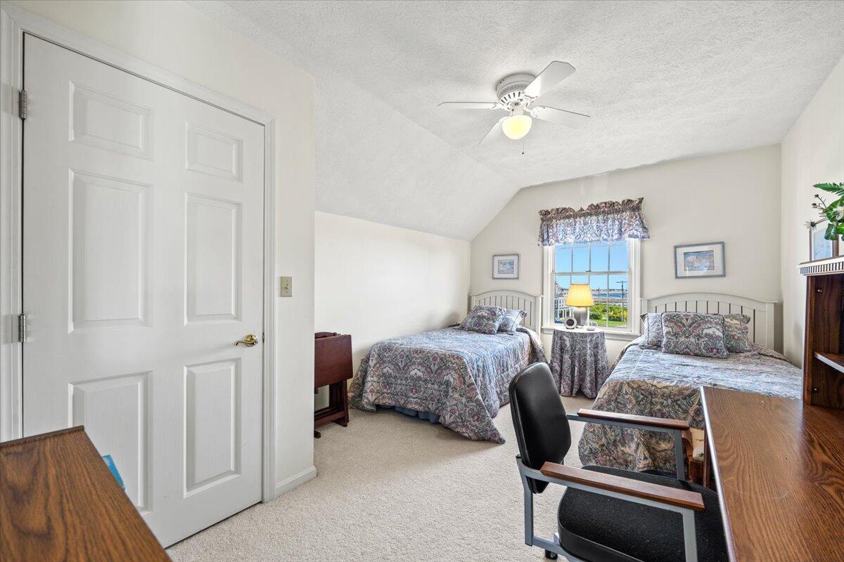 129 Fortunes Rocks Road