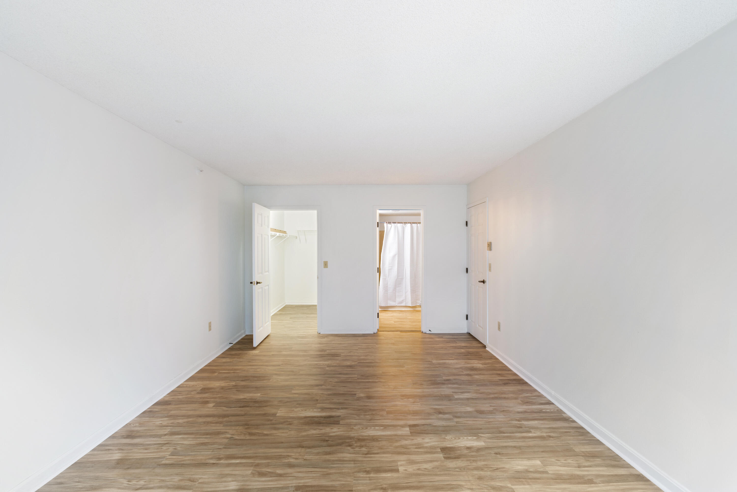 215 E Grand Avenue 210
