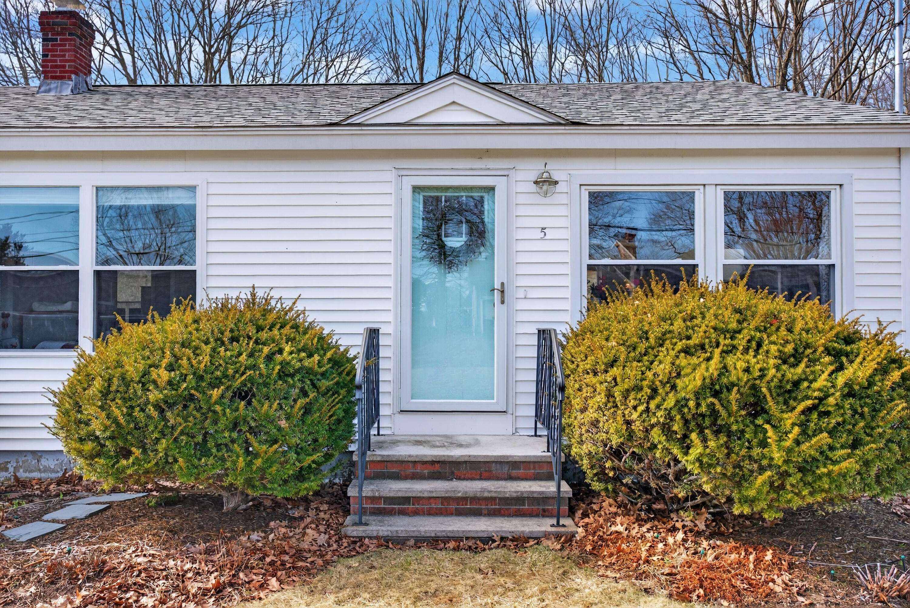 5 Twin Island Drive