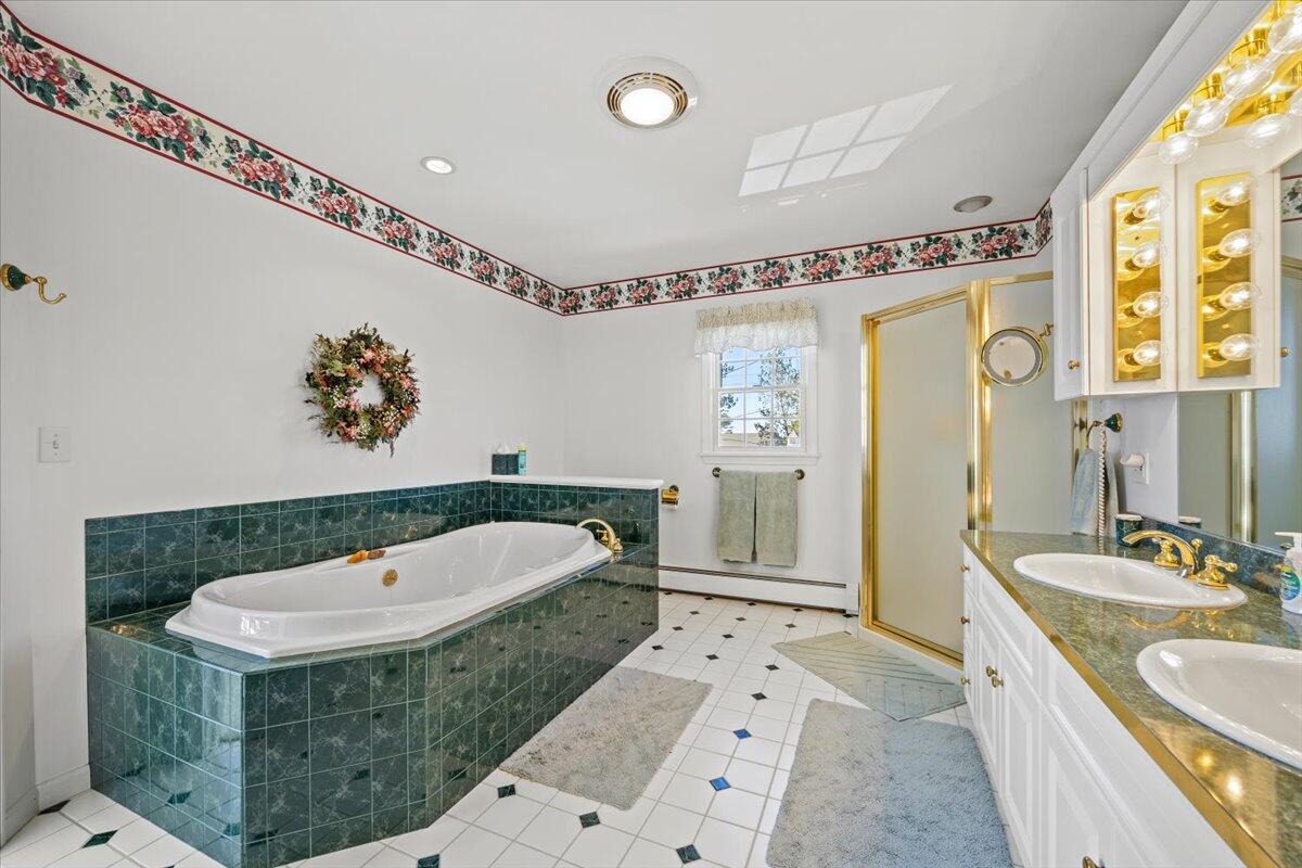 129 Fortunes Rocks Road